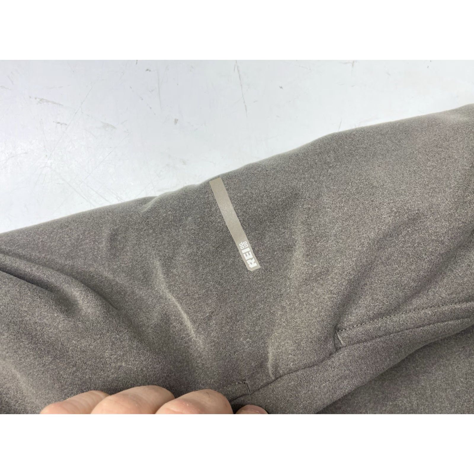 Vintage REI Sweatshirt Mens Large Gray Zip Pockets Pullover Long Sleeve Crewneck All Seasons Size US L / EU 52-54 / 3 - 3 Thumbnail