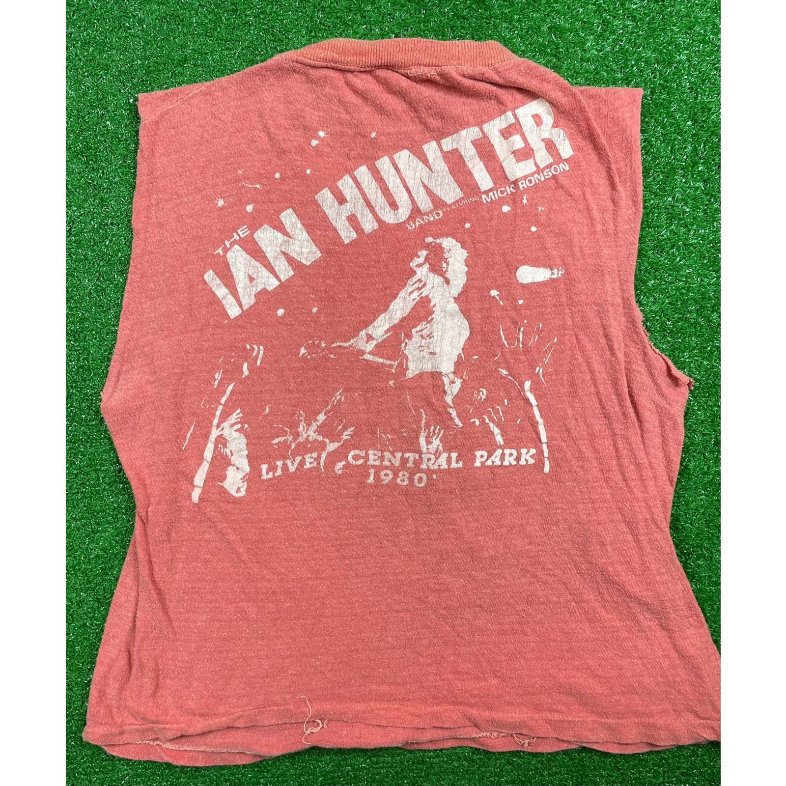 Band Tees × Vintage Vintage 80s Ian Hunter Band Shirt Central Park Chopped USA Size US S / EU 44-46 / 1 - 2 Thumbnail