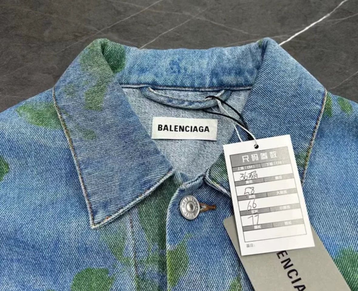 Balenciaga Balenciaga moss back letter logo printed denim jacket Size US M / EU 48-50 / 2 - 5 Thumbnail