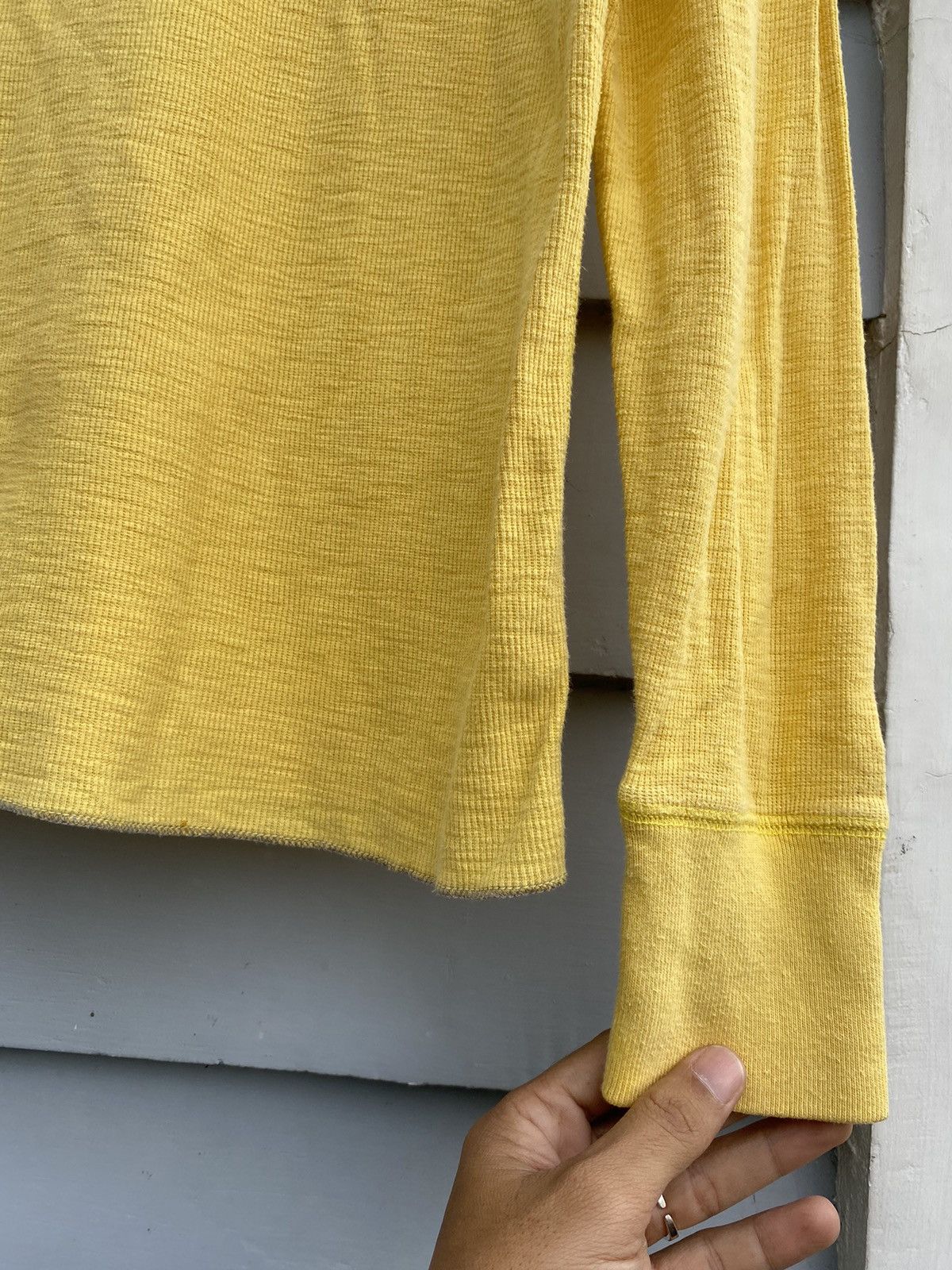 American Eagle Outfitters American Eagle Outfitters NY-DISTRICT Distressed Longsleeve Size US M / EU 48-50 / 2 - 15 Thumbnail