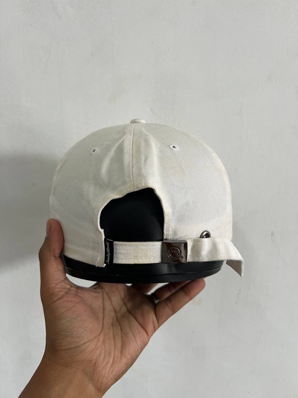 Japanese Brand Happy Sunday Smiley World Hat Size ONE SIZE - 4 Thumbnail