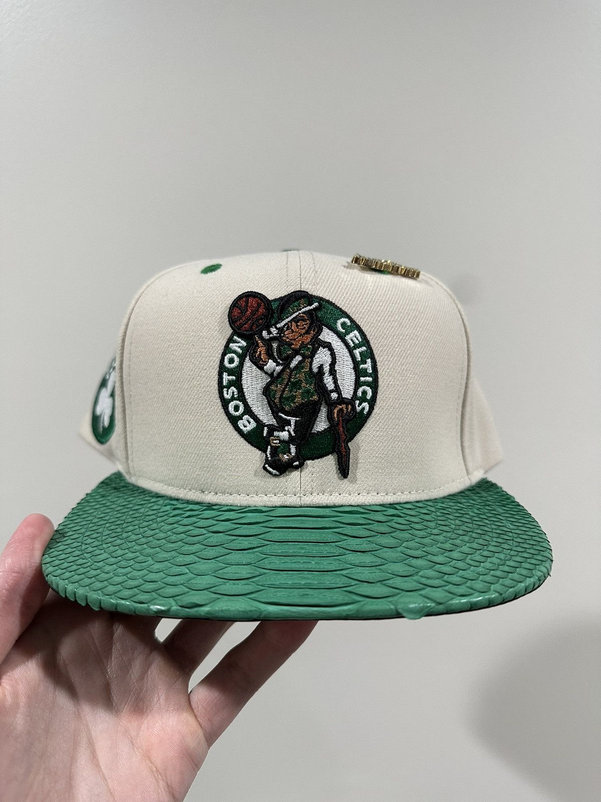 Just Don Just Don x Mitchell & Ness NBA Boston Celtics Snakeskin Hat Size ONE SIZE - 10 Thumbnail