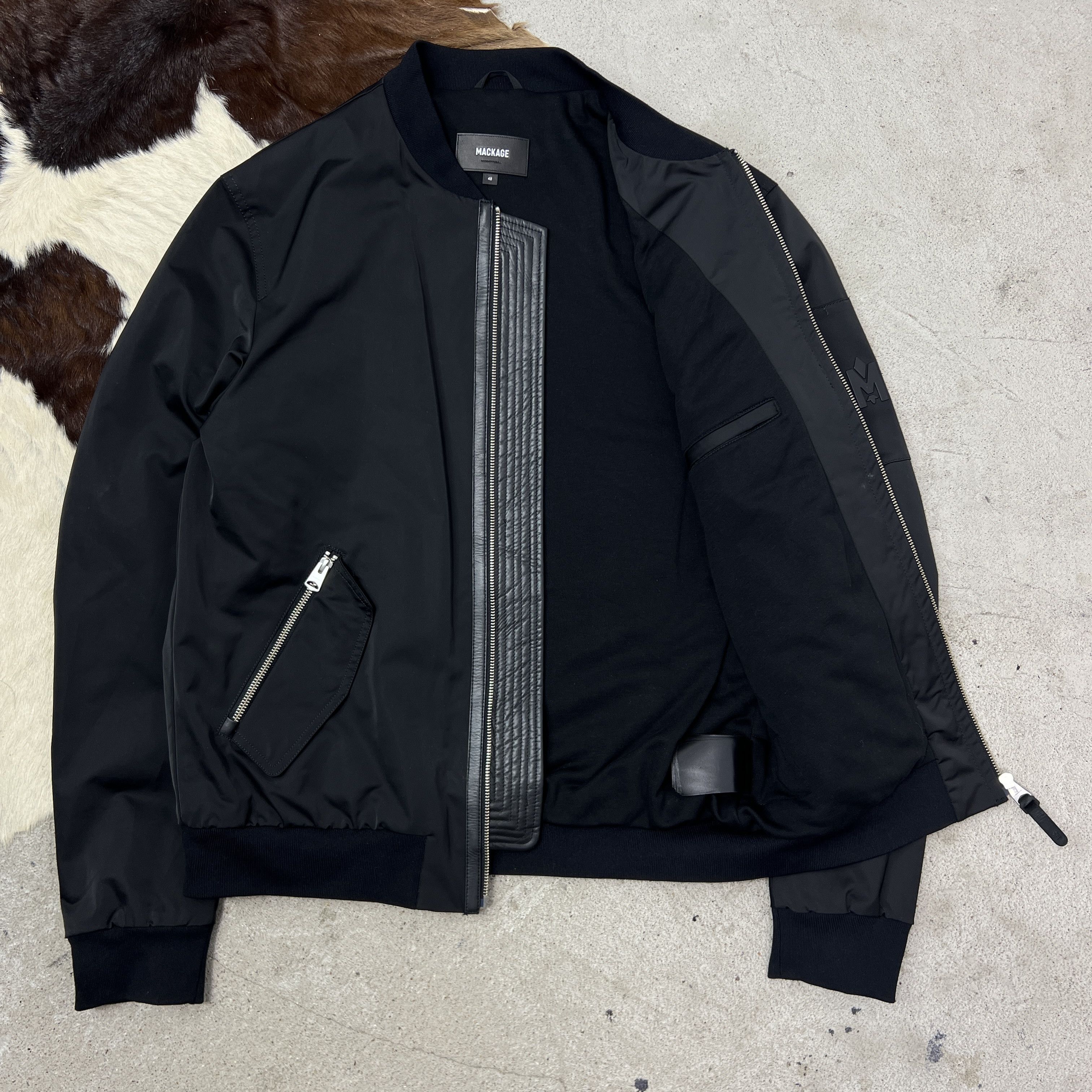 Mackage Vintage Casual Streetwear Mackage Bomber Jacket Y2K Size US L / EU 52-54 / 3 - 5 Thumbnail