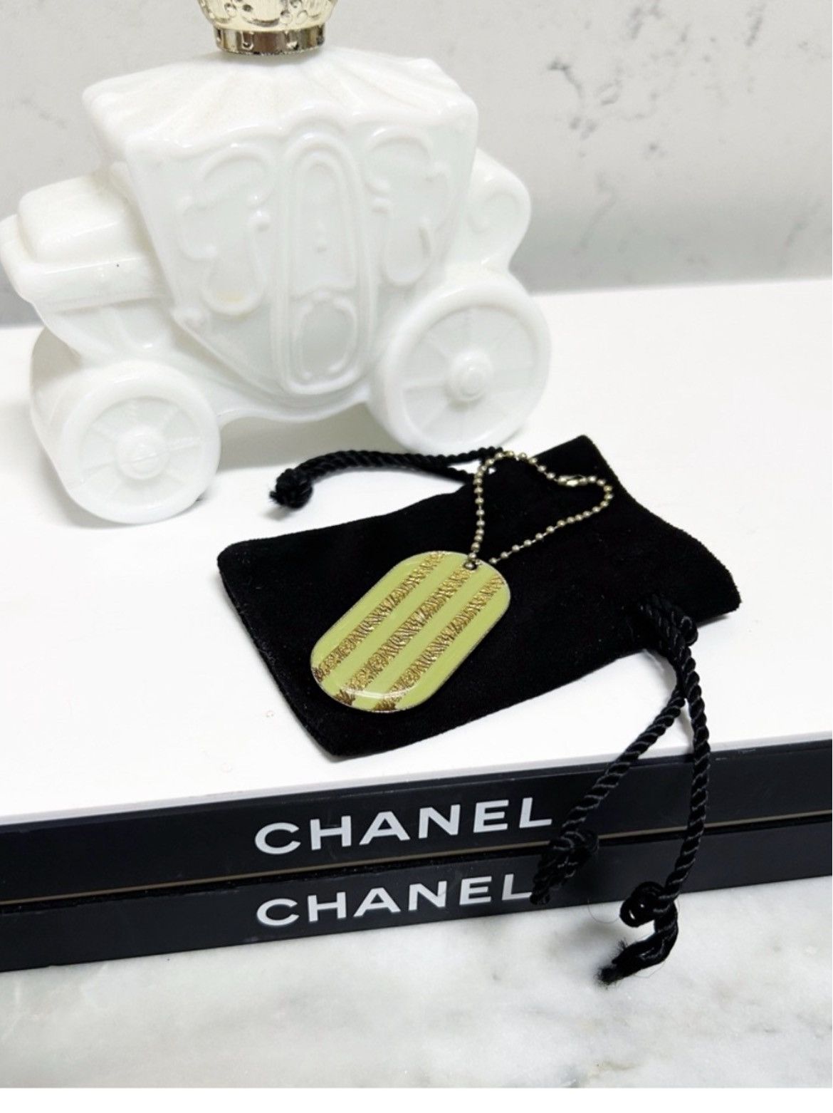 Chanel Authentic CHANEL Vintage Stripe Dog Tag Keychain / Bag Charm Size ONE SIZE - 6 Thumbnail