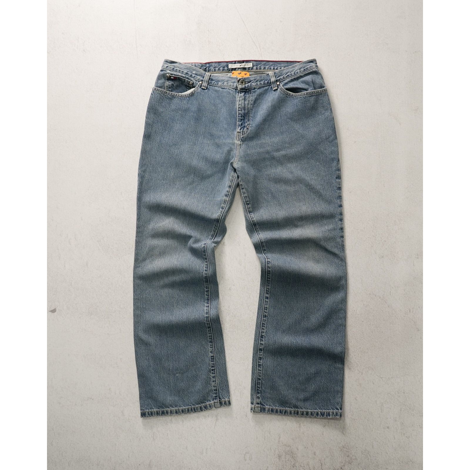 Tommy Hilfiger Vintage 00s Tommy Hilfiger Leg Jeans - Women's 36Wx28L Size 36" / US 14 / IT 50 - 1 Thumbnail