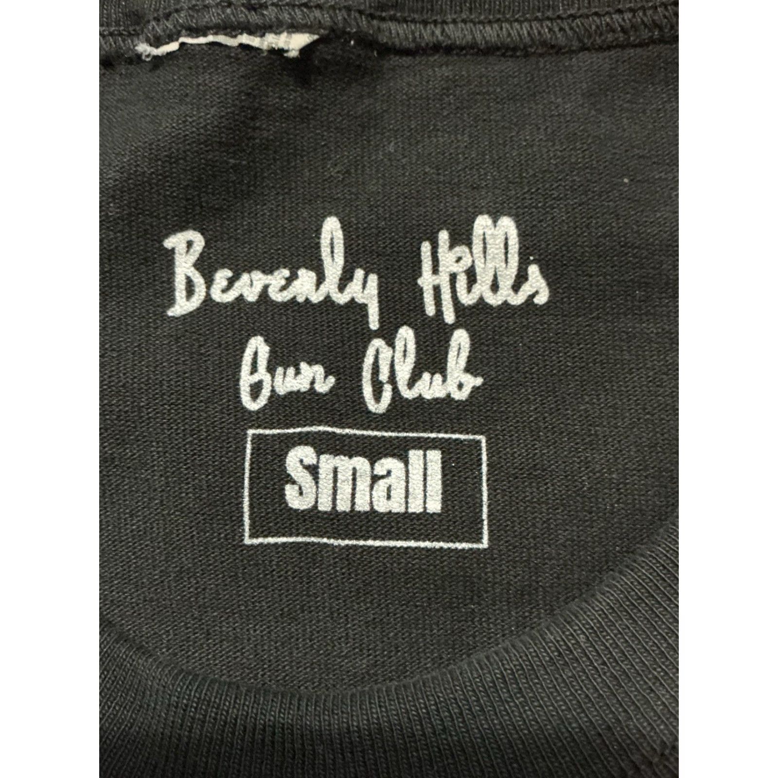 Beverly Hills Polo Club VINTAGE Beverly Hills Gun Club Black Embroidered Laurel Wreath S/S T-Shirt Sz. S Mens Size US S / EU 44-46 / 1 - 6 Thumbnail