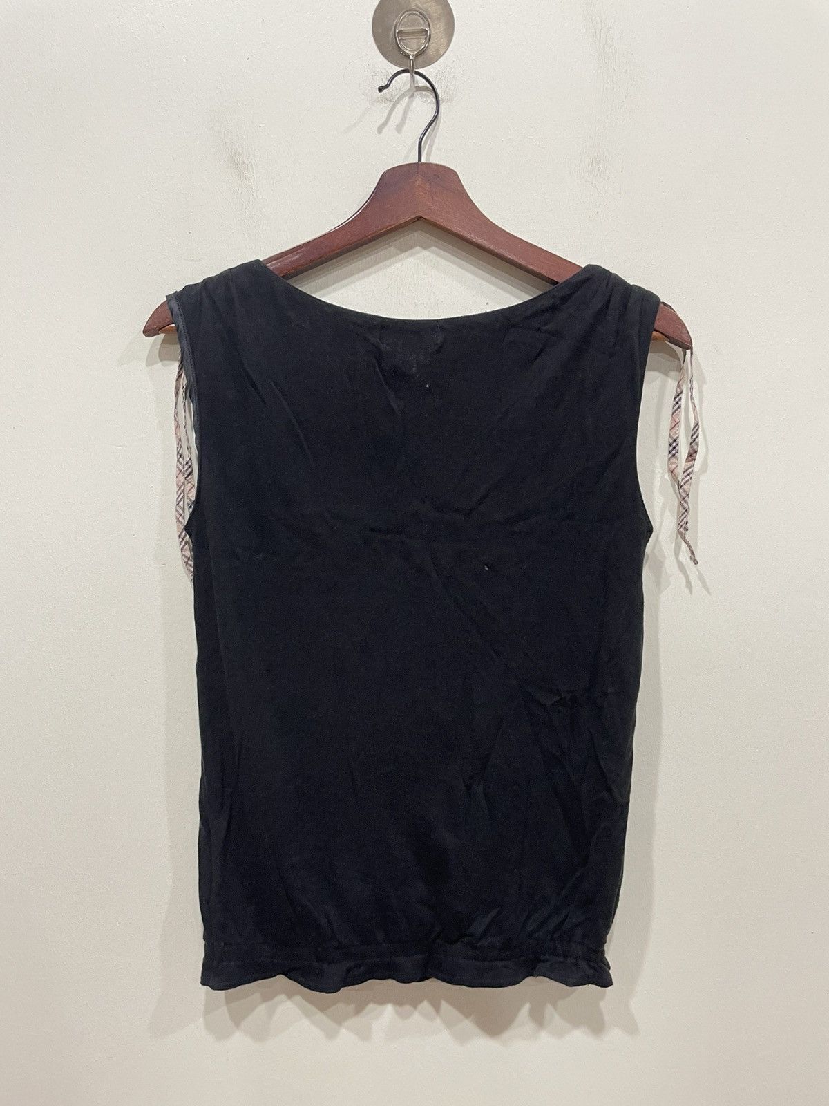 Burberry Burberry NonSleeves Blouse Size XS / US 0-2 / IT 36-38 - 2 Thumbnail