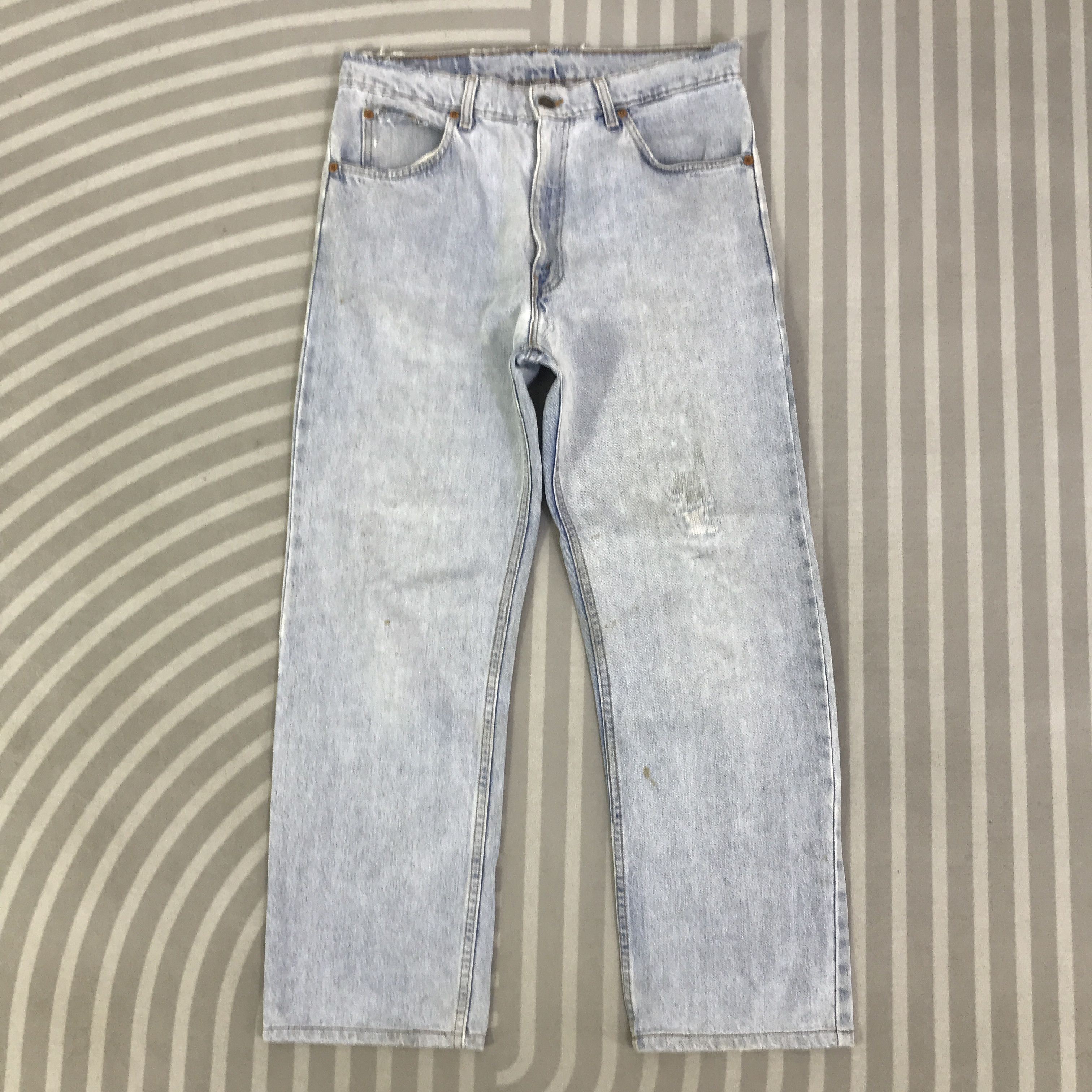 Levi's Vintage Clothing Vintage Levis light Wash Denim Jeans Pants K130B22 Size US 32 / EU 48 - 1 Thumbnail