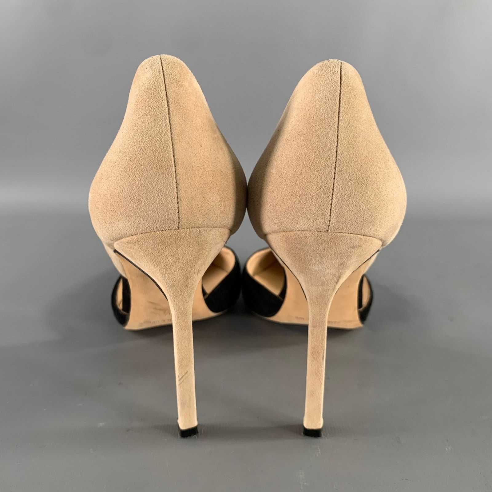 Manolo Blahnik MANOLO BLAHNIK 9.5 Black Tan Suede Two Tone Pointed Pumps Size US 9.5 / IT 39.5 - 4 Thumbnail