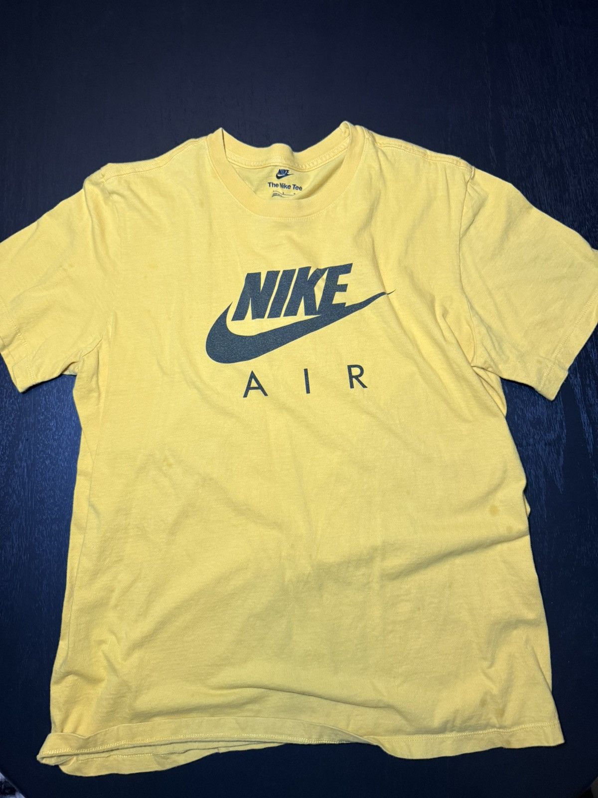Nike Nike Air Yellow Tee with Black Logo Size US L / EU 52-54 / 3 - 1 Preview