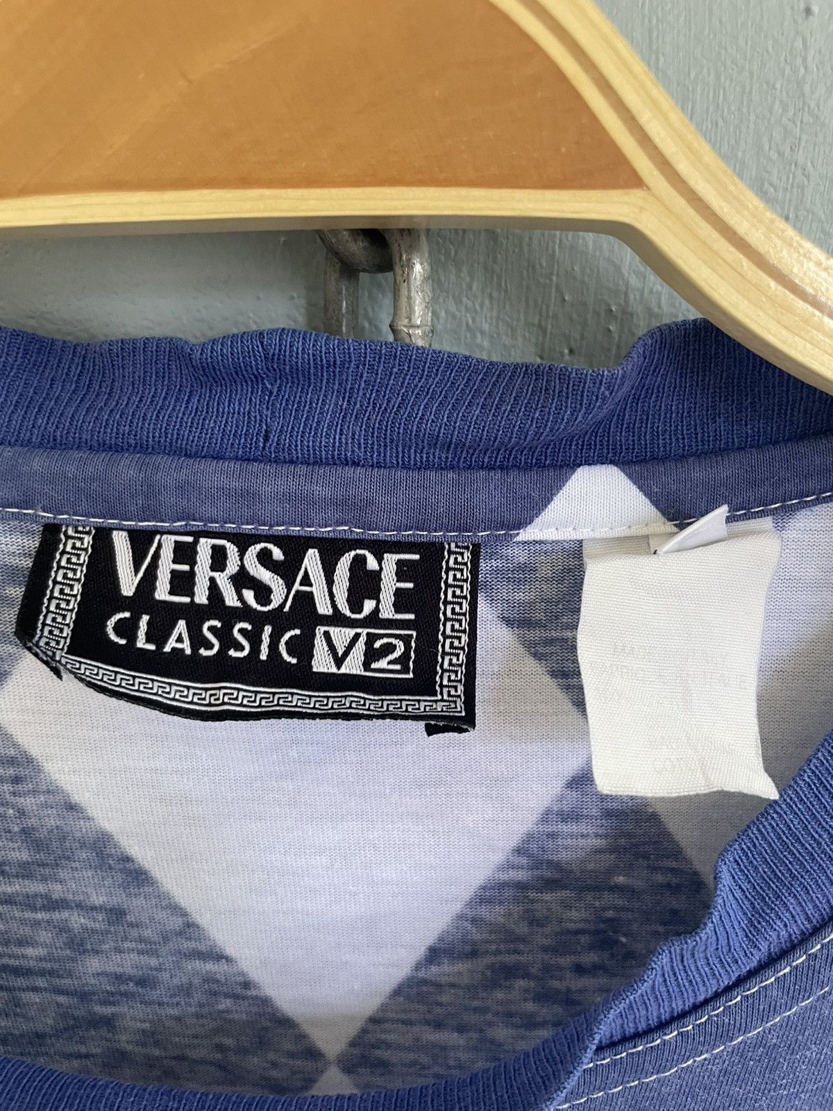 Versace Vintage Versace Classic V2 checker t shirt Size US S / EU 44-46 / 1 - 5 Thumbnail