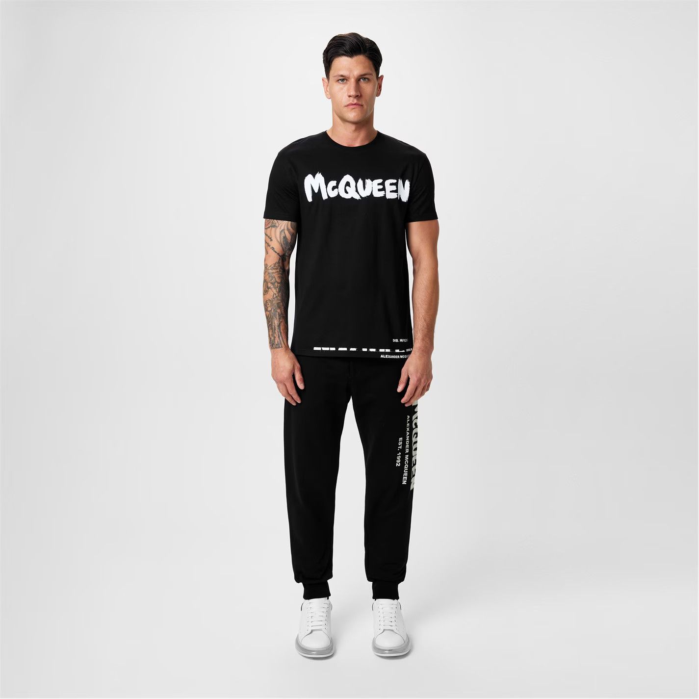 Alexander McQueen o1g2r1mq0326 Graffiti T-Shirt in Black Size US S / EU 44-46 / 1 - 4 Thumbnail