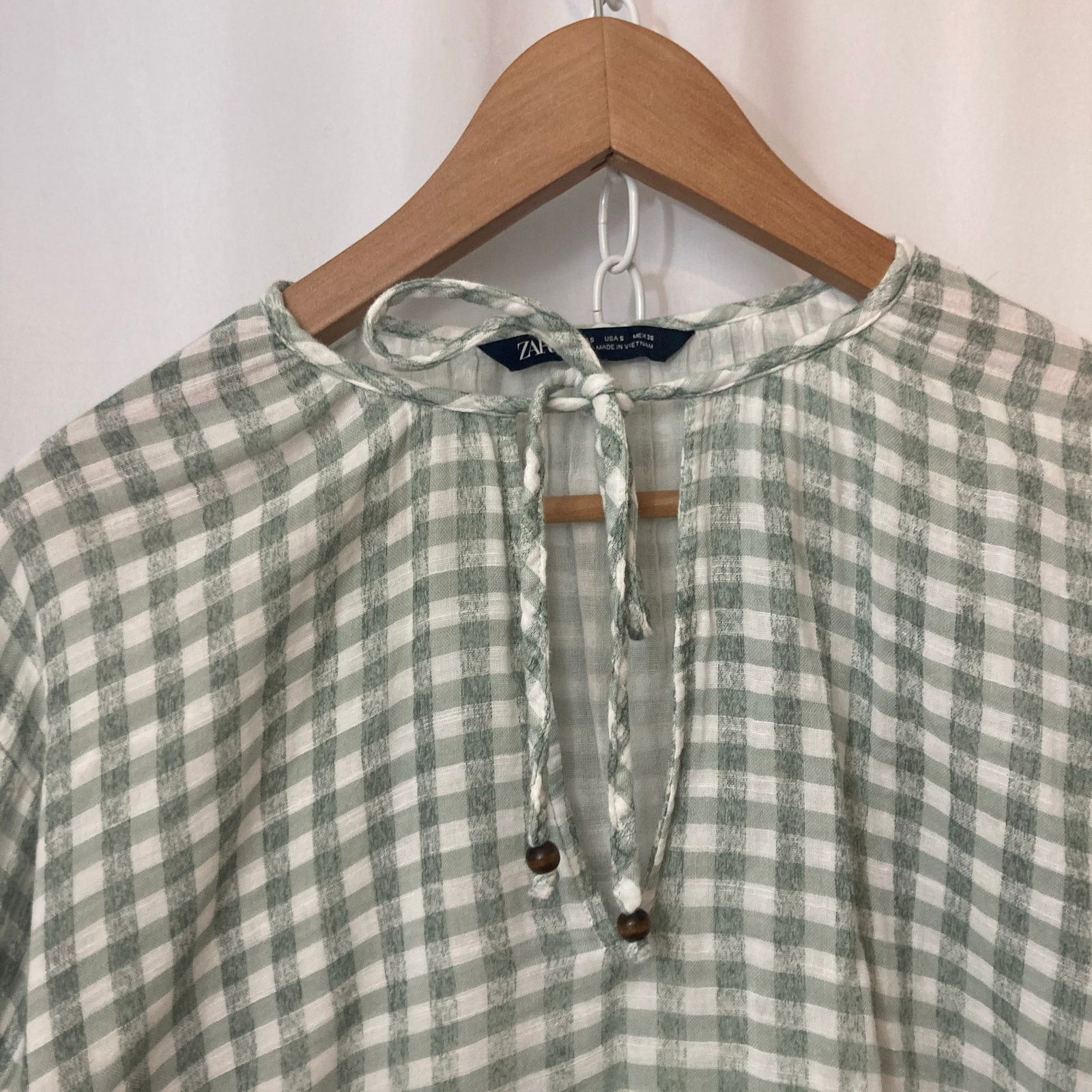 Zara Zara Green White Gingham Plaid Front Key Hole Tie Blouse Top Size S / US 4 / IT 40 - 4 Thumbnail
