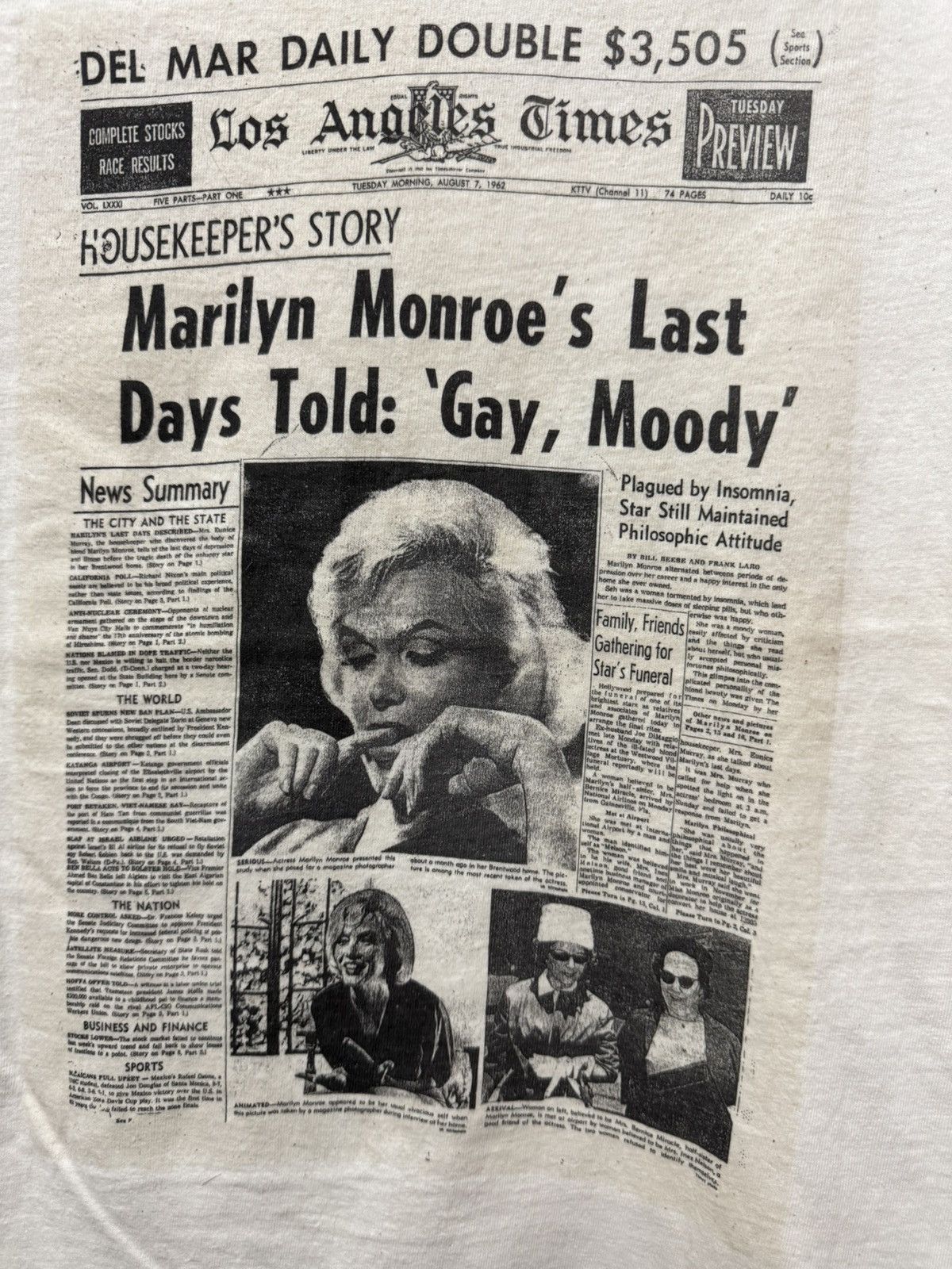 Vintage Vintage 90’s Marilyn Monroe Newspaper Last Days Told T shirt Size US S / EU 44-46 / 1 - 2 Thumbnail