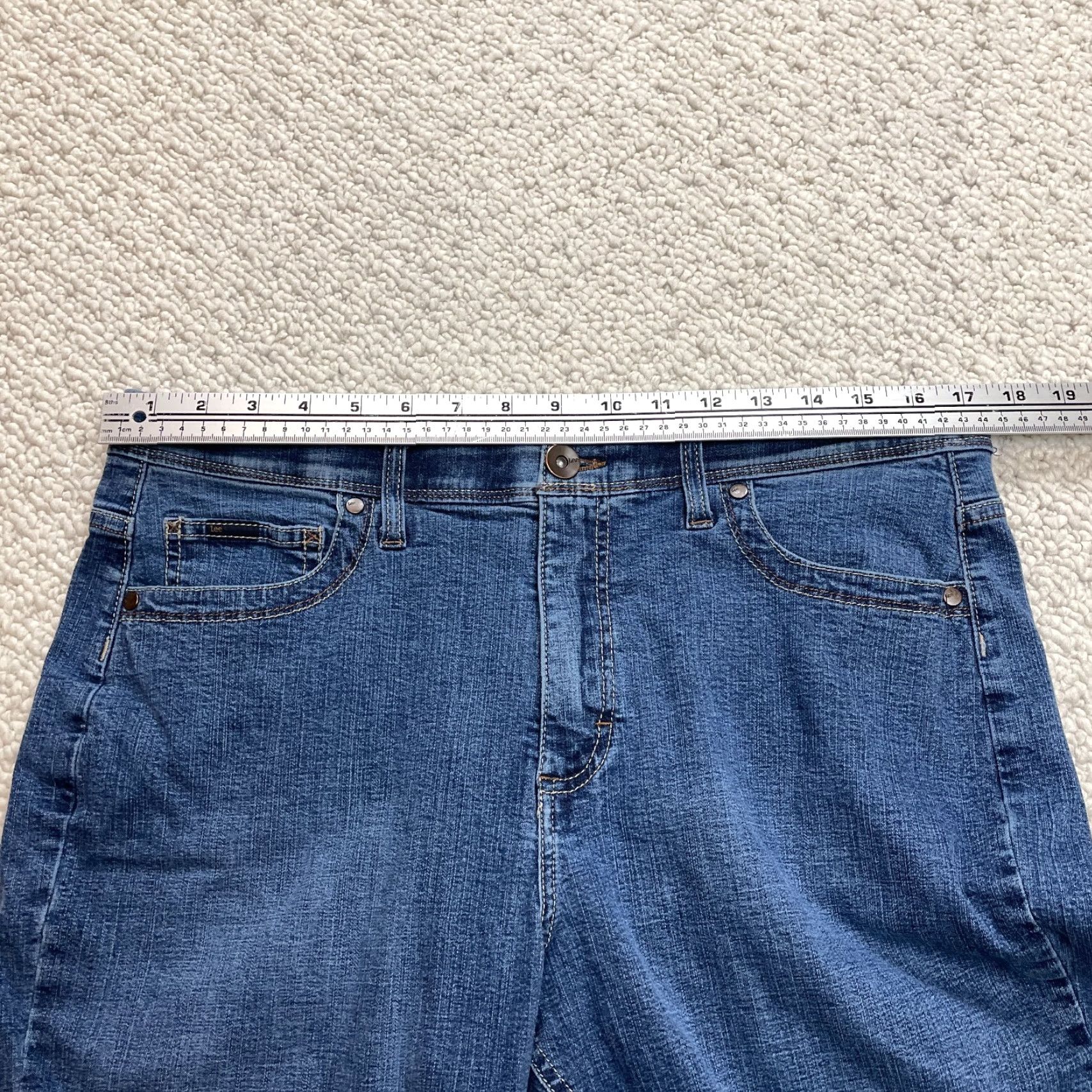 Lee Lee Jeans Women 16 Petite Blue Denim Straight Stretch Zip 27.5 Inseam 5-Pocket Solid Size 38" / US 16 / IT 52 - 7 Thumbnail