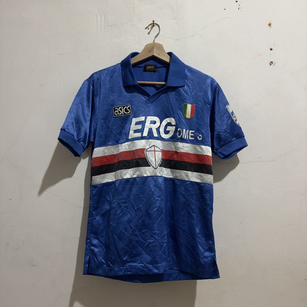 90s UCサンプドリア NUOVA TIRRENIA シャツ　ヴィンテージ Asics Sampdoria Vintage Shirt Vintage UC Sampdoria 94/95 Home Jersey