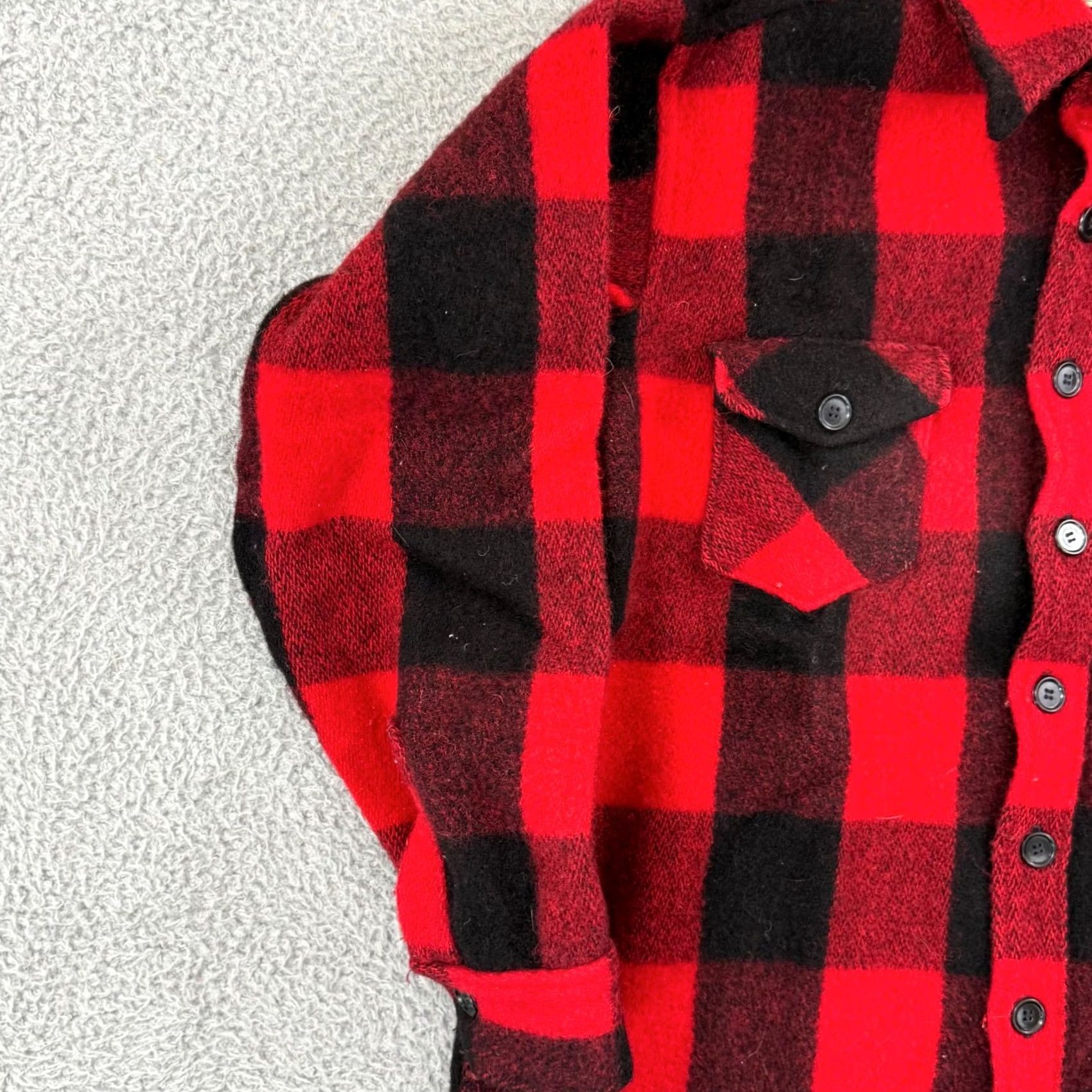 Vintage VINTAGE LL Bean Flannel Shirt Men’s XL Buffalo Plaid 80s Long Sleeve Button Up Size US XL / EU 56 / 4 - 5 Thumbnail