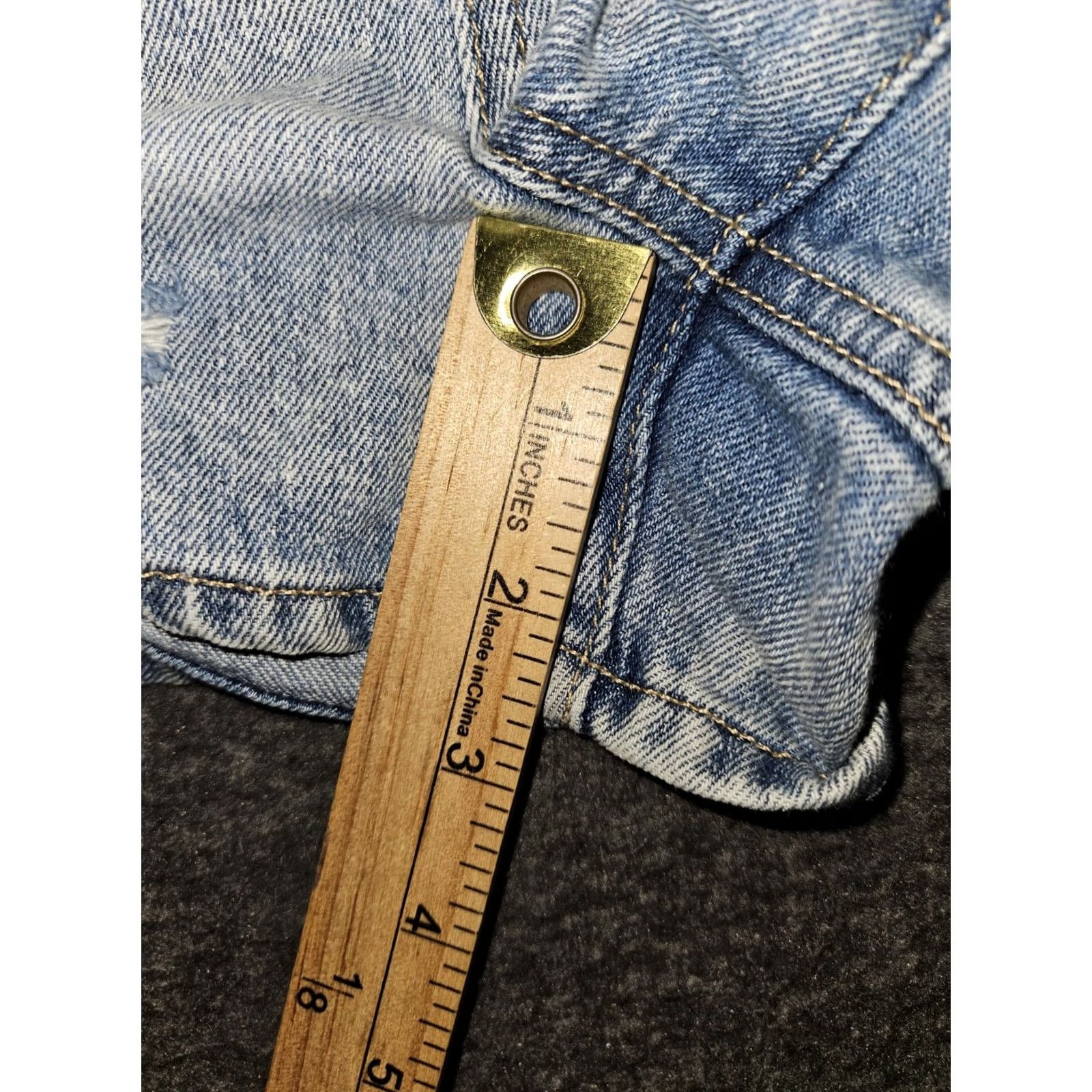 American Eagle Outfitters VINTAGE American Eagle Outfitters Mom Shorts Women's 4 Blue High Rise Distressed Stretch Preppy Size 27" / US 4 / IT 40 - 7 Thumbnail