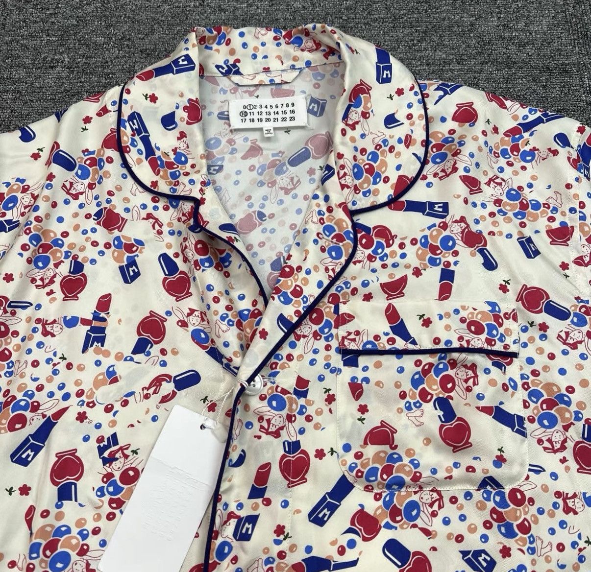 Maison Margiela Maison Margiela Printed Mulberry Silk Shirt K12 Size M / US 6-8 / IT 42-44 - 4 Thumbnail