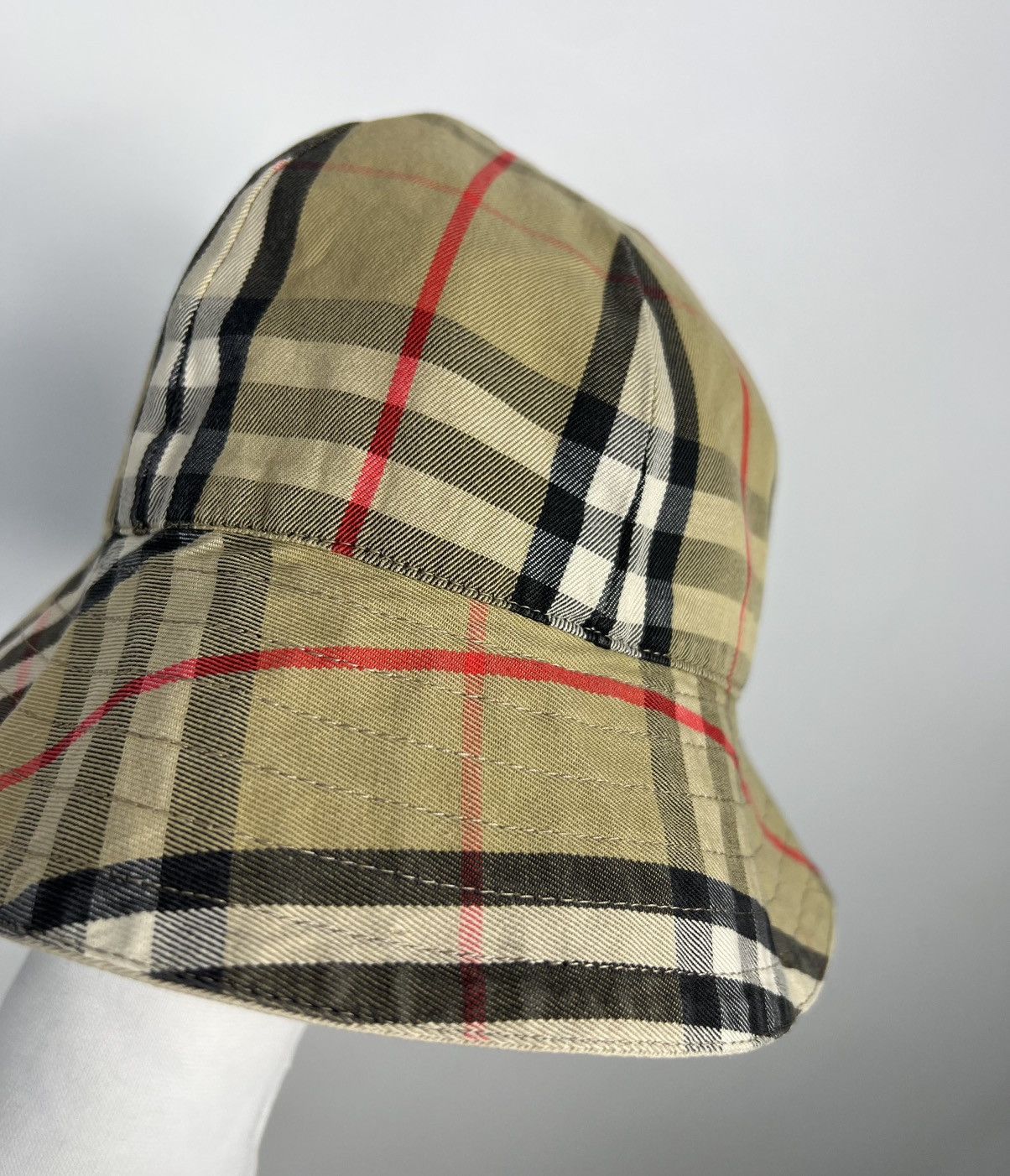 Burberry Burberry Reversible Plaid Bucket Hat Size ONE SIZE - 5 Thumbnail