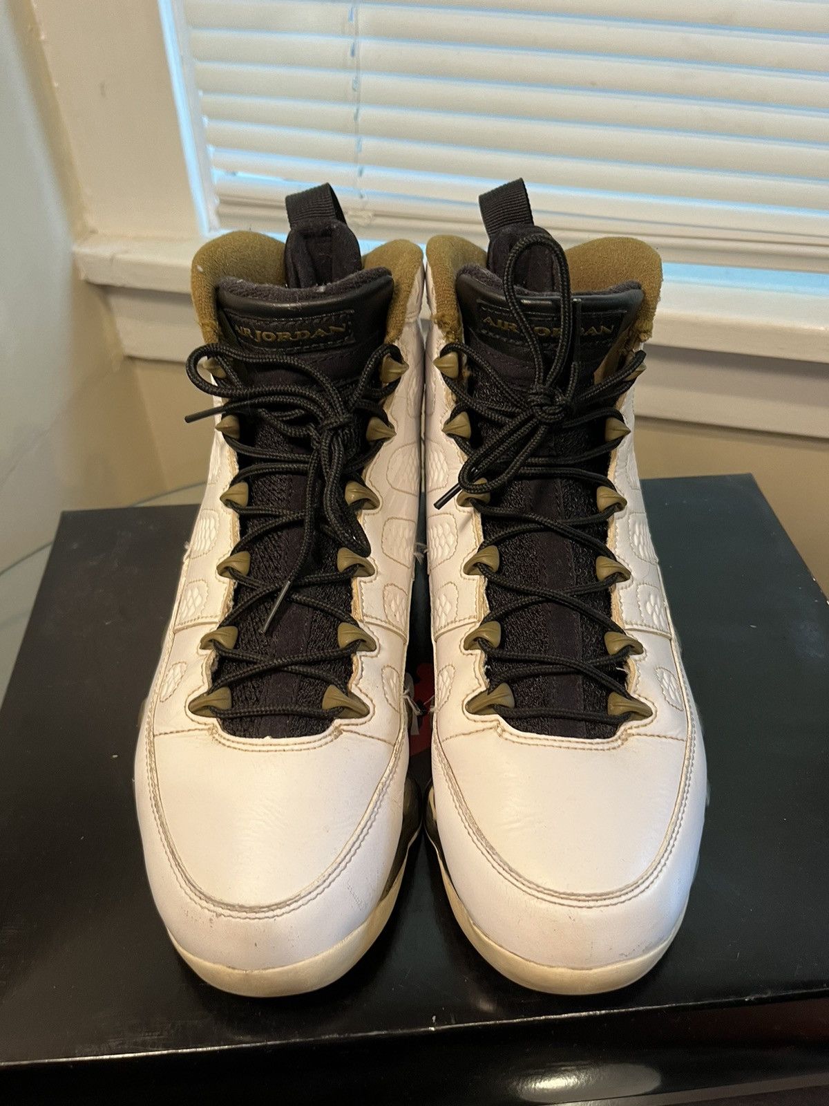 Jordan Brand Air Jordan 9 Retro - Statue Size US 10.5 / EU 43-44 - 2 Thumbnail