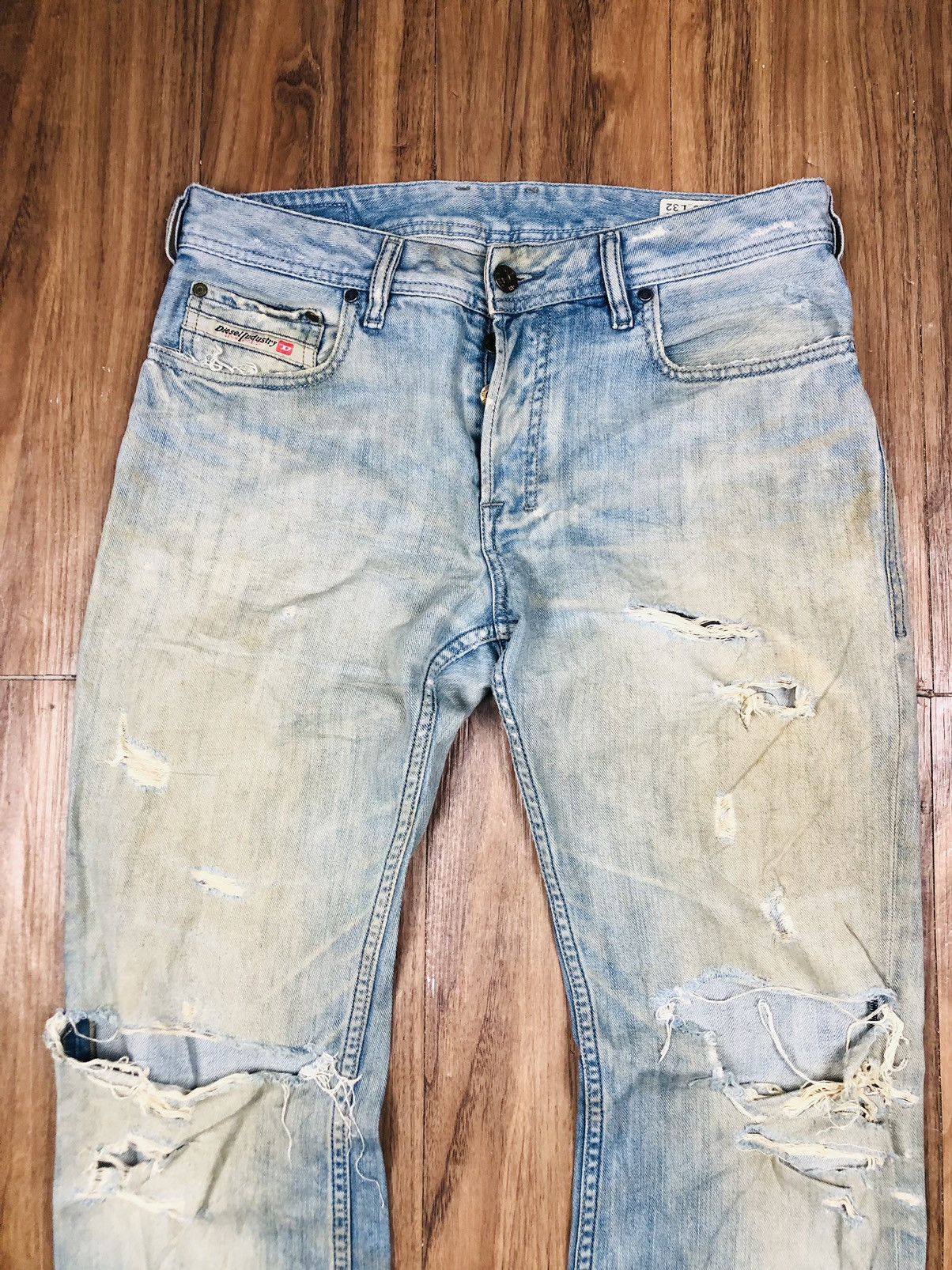 Diesel Diesel Industry Distressed Jeans (35) Size US 29 - 3 Thumbnail