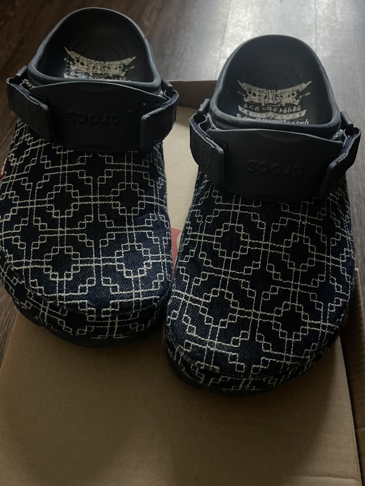 Crocs × Levi's Levi’s crocs Size US 11 / EU 44 - 5 Thumbnail