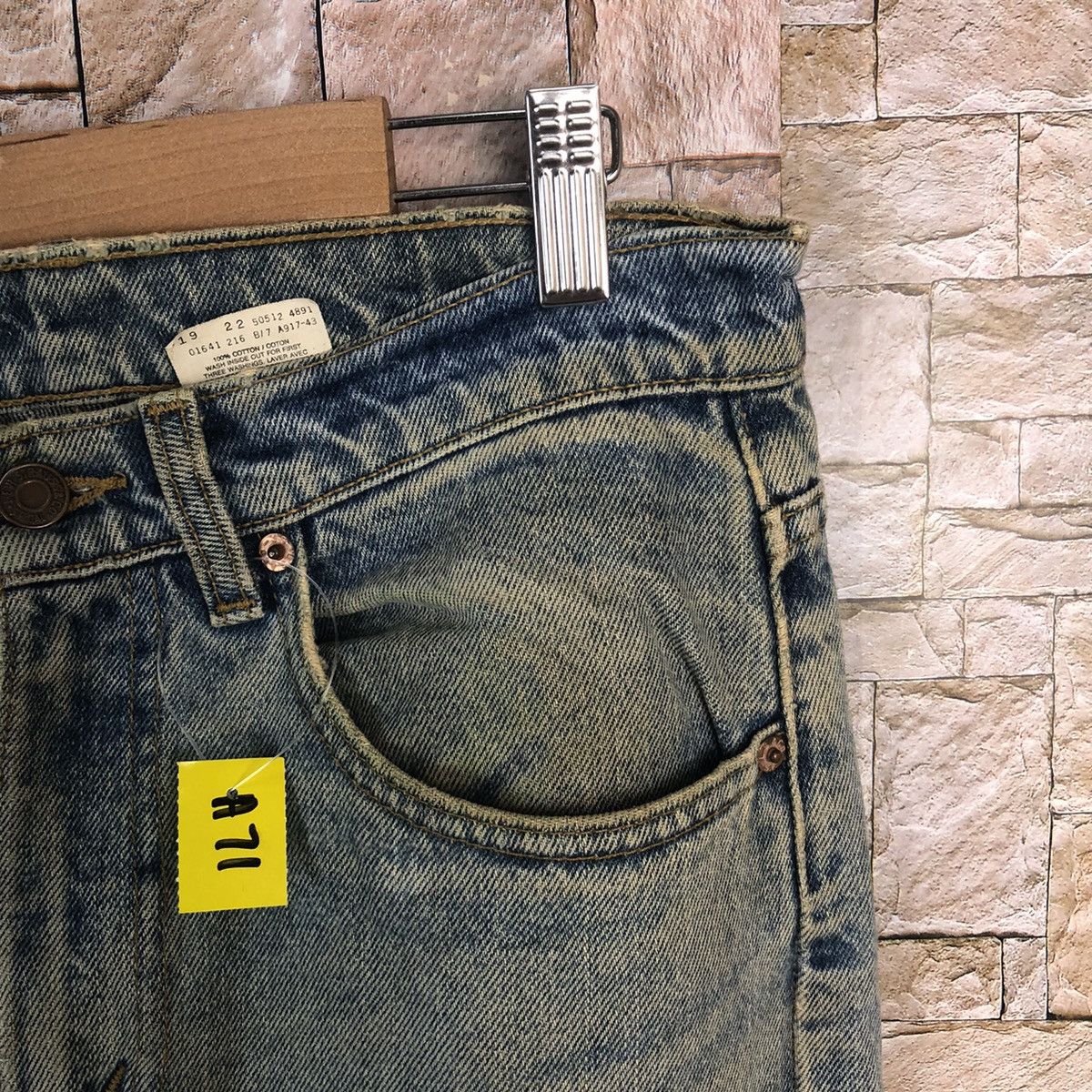 Levi's 512 Levis faded Blue ripped Distressed Denim Pants #A71 Size US 31 - 9 Thumbnail