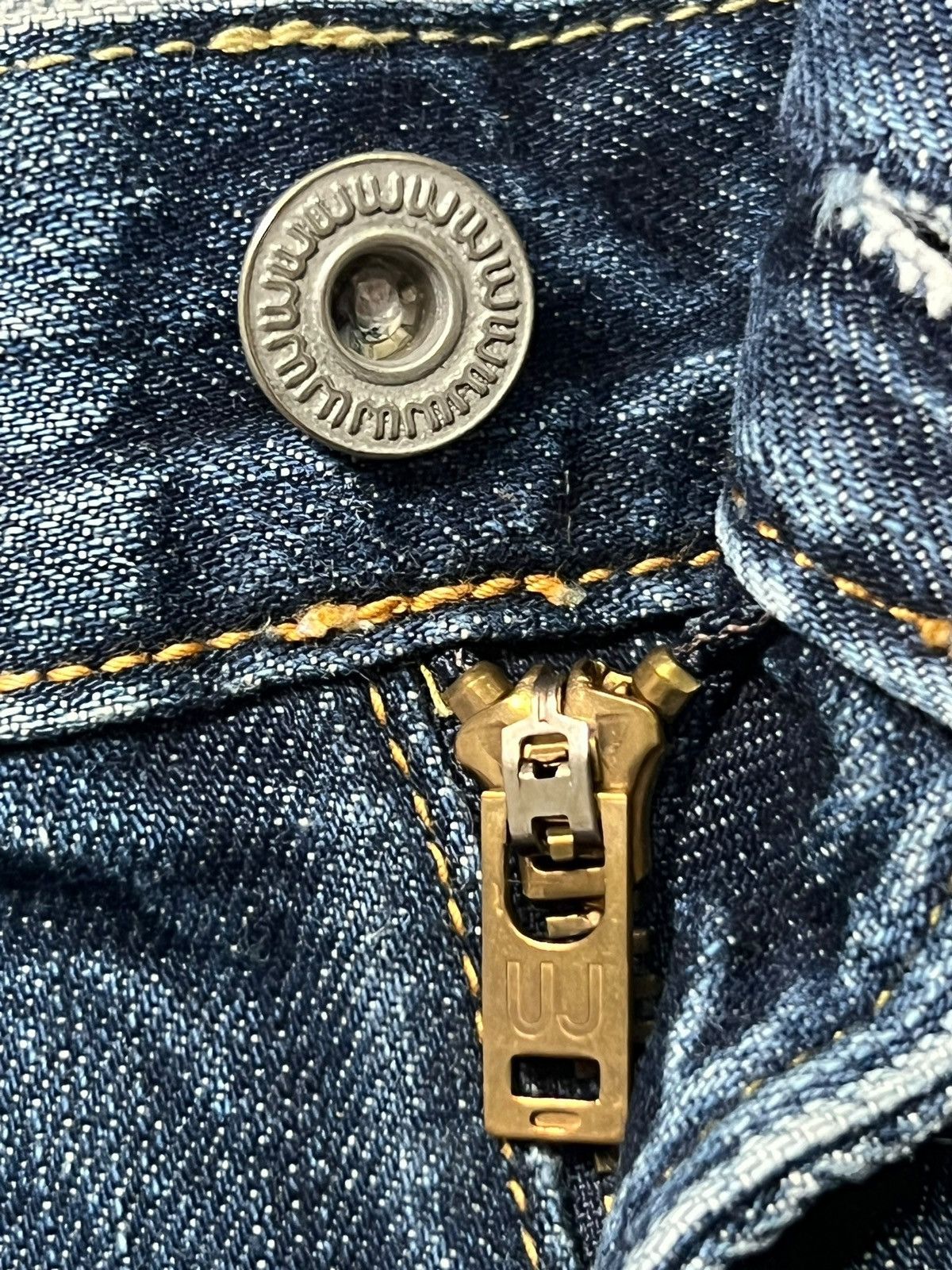 Uniqlo Vintage Uniqlo UJ S002 Japan - Faded Whisker Wash Jeans Size US 36 / EU 52 - 11 Thumbnail