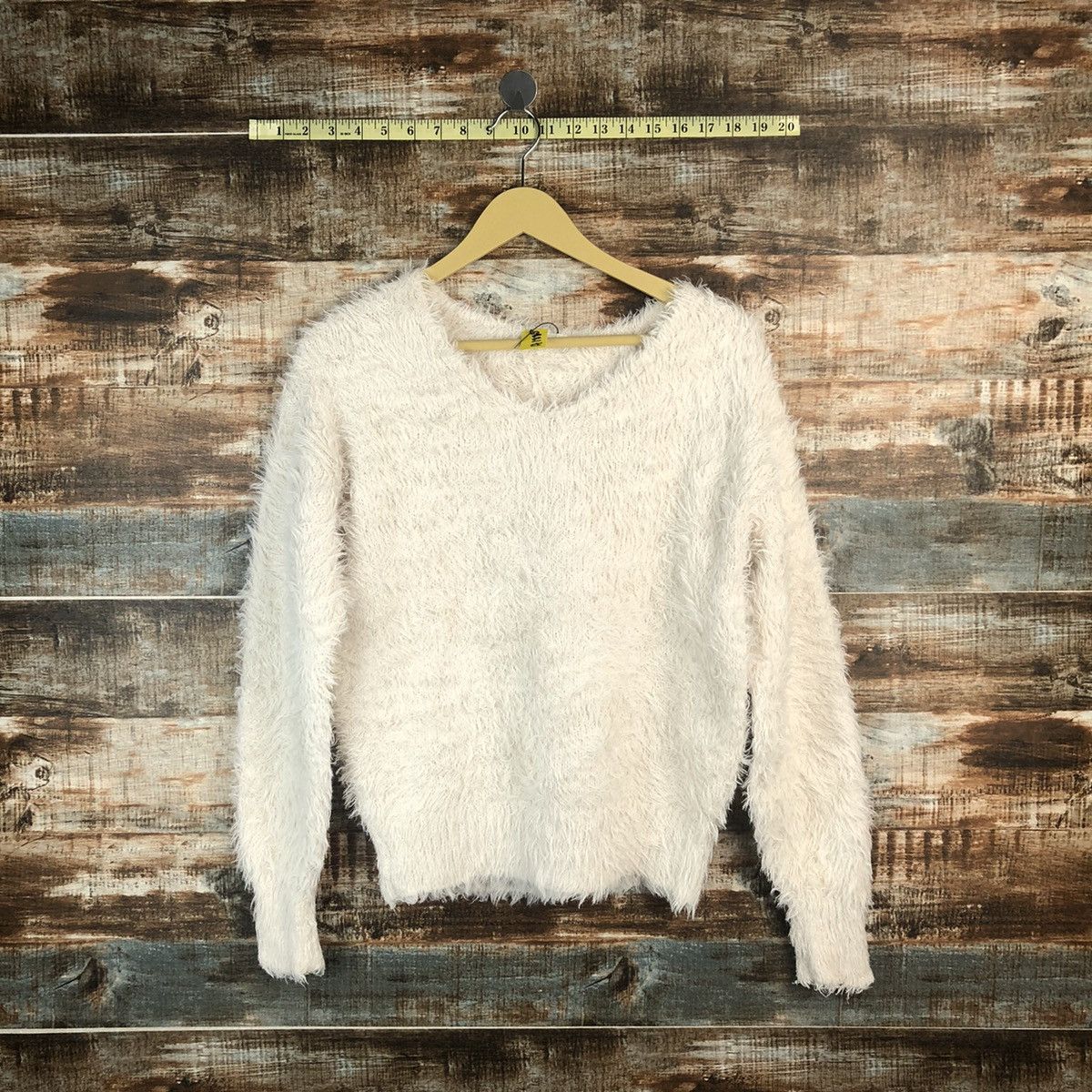 GU × Homespun Knitwear GU Japan White Mohair shaggy fur Knitwear #A1880 Size S / US 4 / IT 40 - 1 Thumbnail