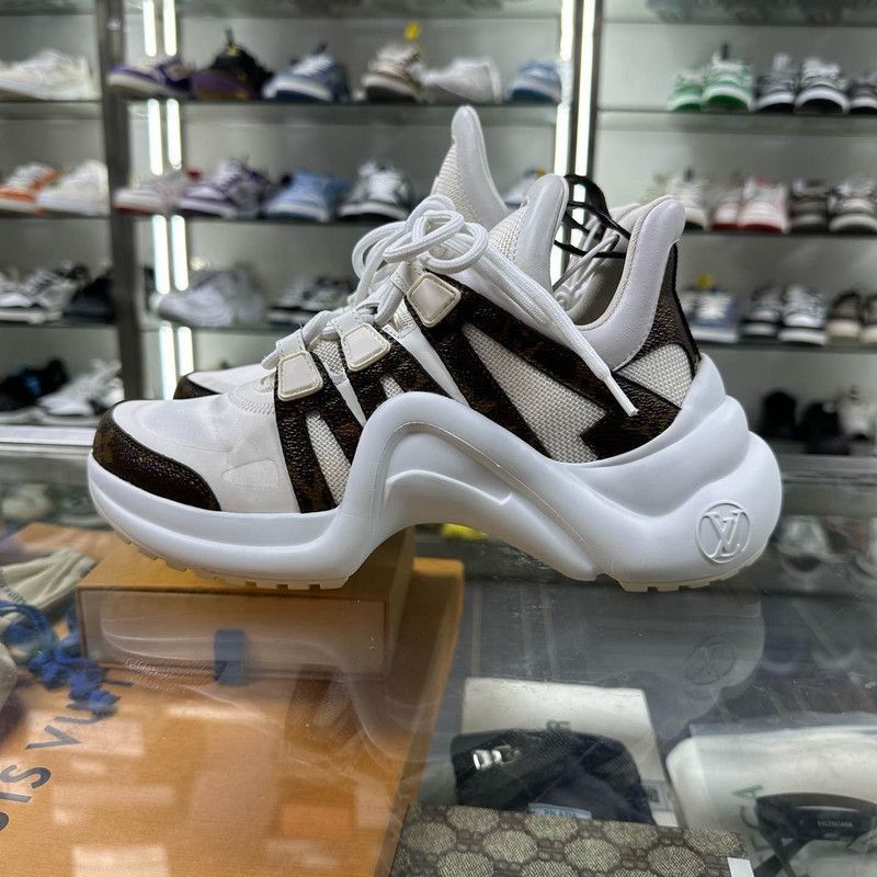 Louis Vuitton Louis Vuitton Casual White Brown Sneakers - Size US 6.5 / EU 39-40 - 6 Thumbnail