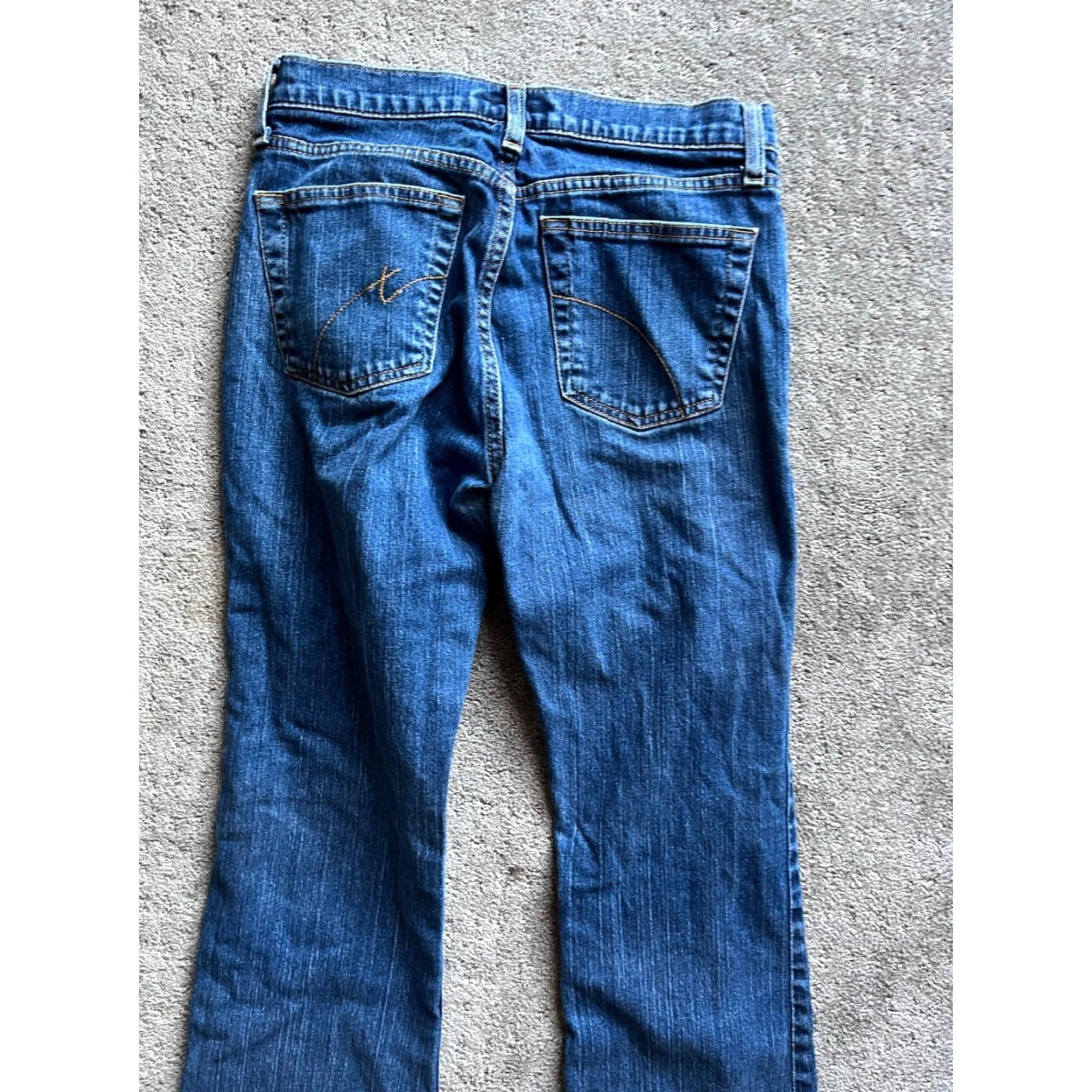 Tommy Hilfiger Vintage Tommy Hilfiger Bootcut Jeans Women Medium Wash Size 5 32In Inseam Size 27" / US 4 / IT 40 - 4 Thumbnail