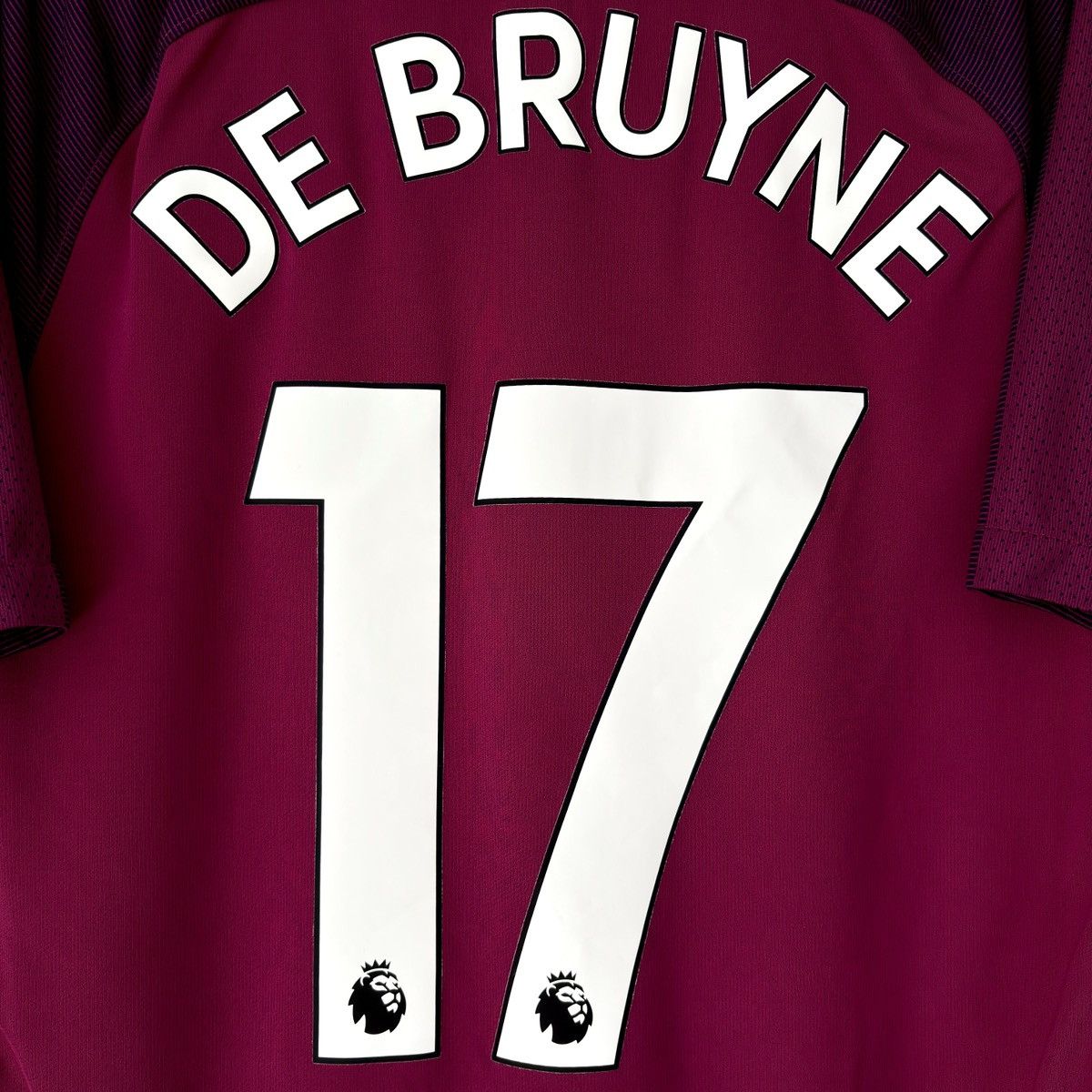 Nike 2017 2018 Manchester City Nike De Bruyne Soccer Jersey Away Size US S / EU 44-46 / 1 - 8 Thumbnail