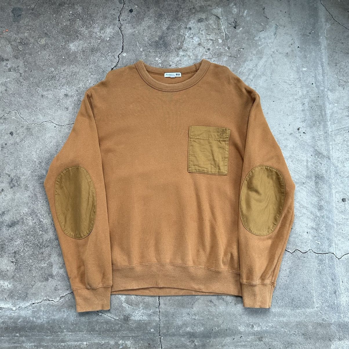 JW Anderson × Uniqlo JW Anderson Uniqlo men’s crewneck sweatshirt pullover size M Size US M / EU 48-50 / 2 - 2 Thumbnail