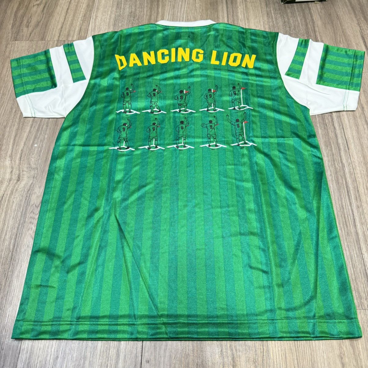 Adidas Cameroon World Cup 1990 retro Miller dancing jersey Size US M / EU 48-50 / 2 - 2 Thumbnail