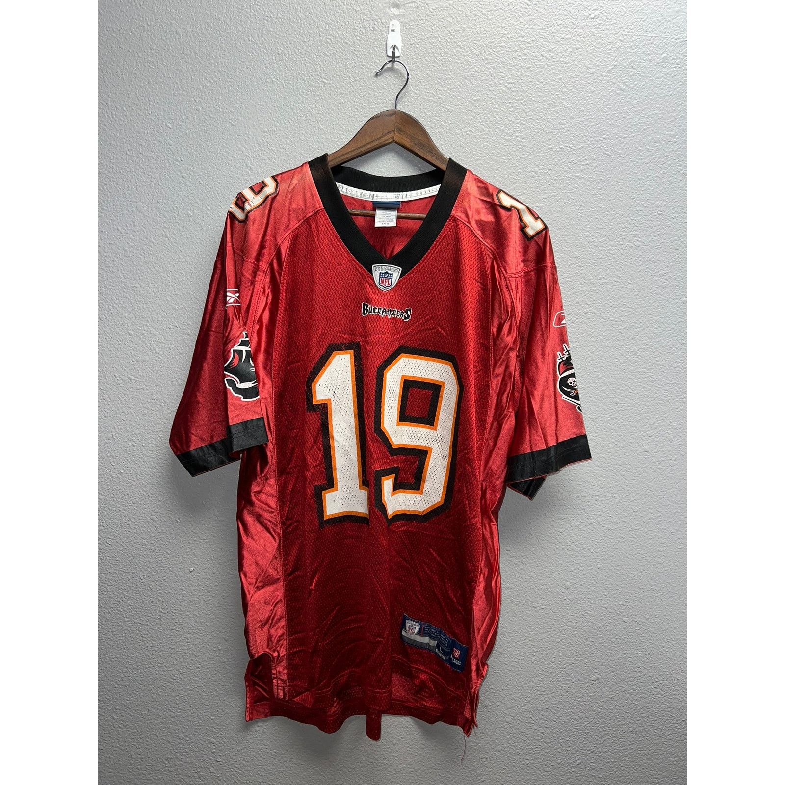Reebok Reebok Tampa Buy Bucs #19 Diaz Red Football NFL Jersey L Size US L / EU 52-54 / 3 - 1 Thumbnail