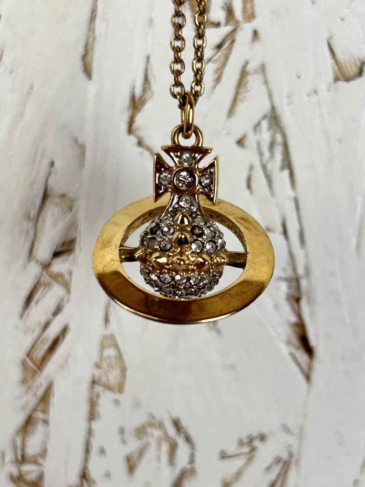 Vivienne Westwood Vivienne Westwood Rare Tilted Rhinestone 3D Pendant Necklace Size ONE SIZE - 9 Thumbnail