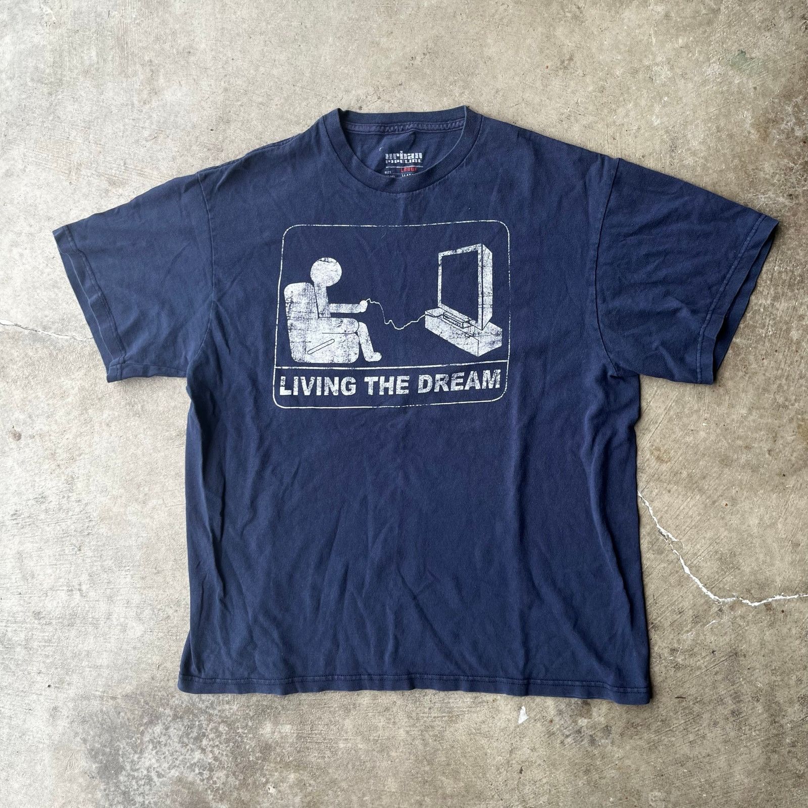 Vintage VINTAGE LIVING THE DREAM GAMING HUMOR PARODY TEE SHIRT LARGE Size US L / EU 52-54 / 3 - 2 Thumbnail