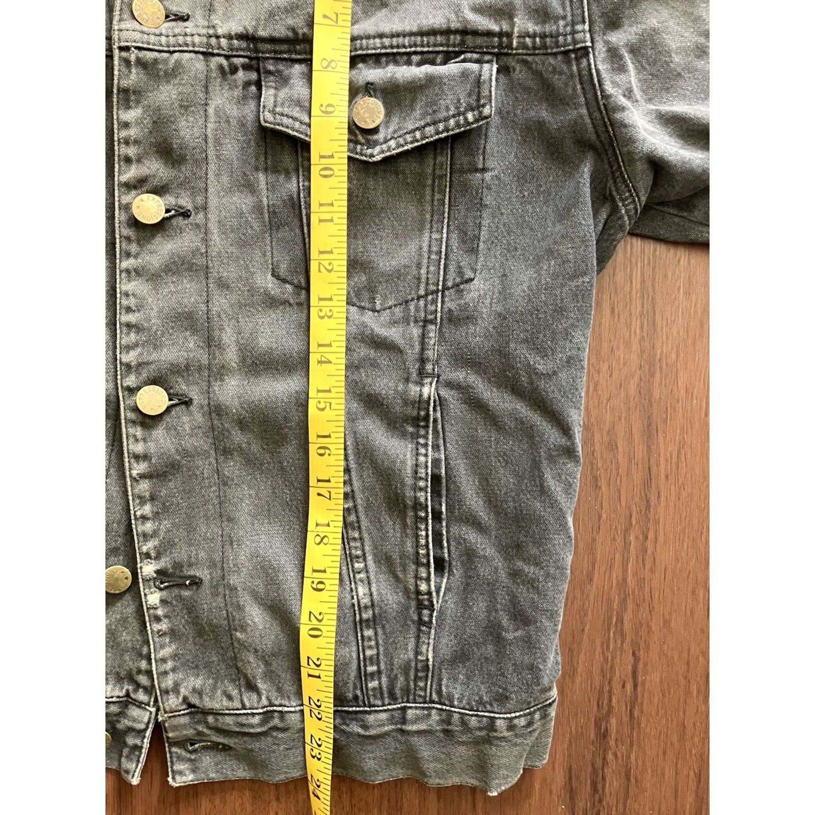 Vintage VINTAGE Expressions Denim Jacket Short 80s Grunge Mens L Gray Cotton Distressed Pockets Button Front Size US L / EU 52-54 / 3 - 7 Thumbnail