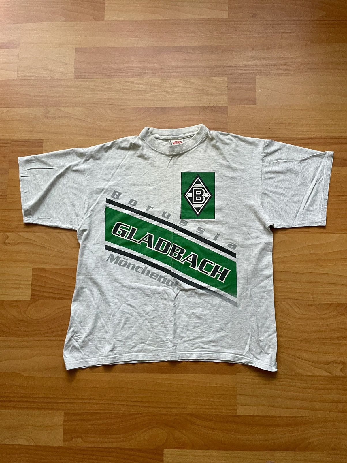 Nutmeg × Vintage Vintage Borussia Monchengladbach Graphic Football Logo Tee Size US L / EU 52-54 / 3 - 6 Thumbnail