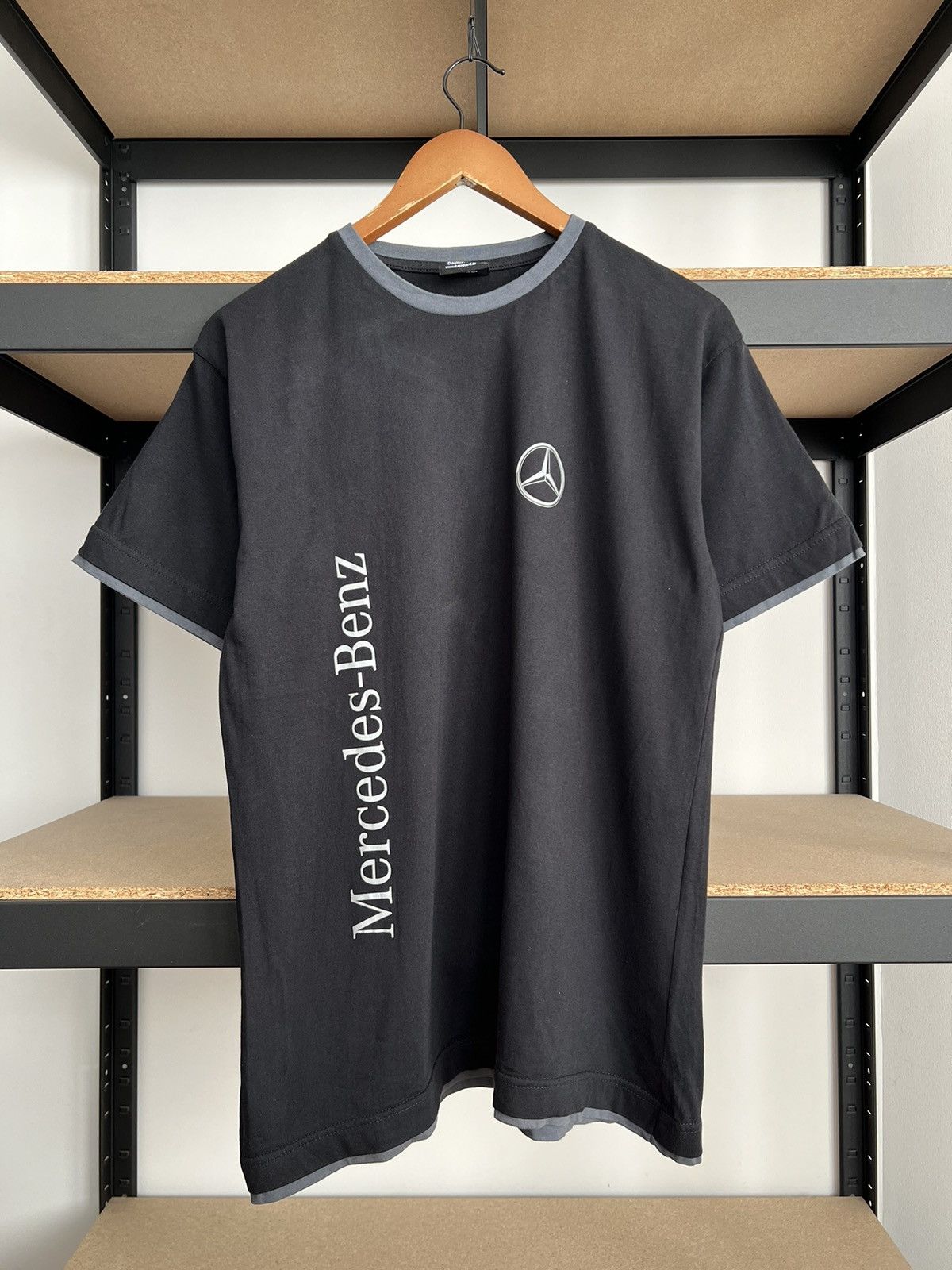 Mercedes-Benz Vintage 2000s Mercedes Benz Black T-shirt Size US L / EU 52-54 / 3 - 1 Thumbnail