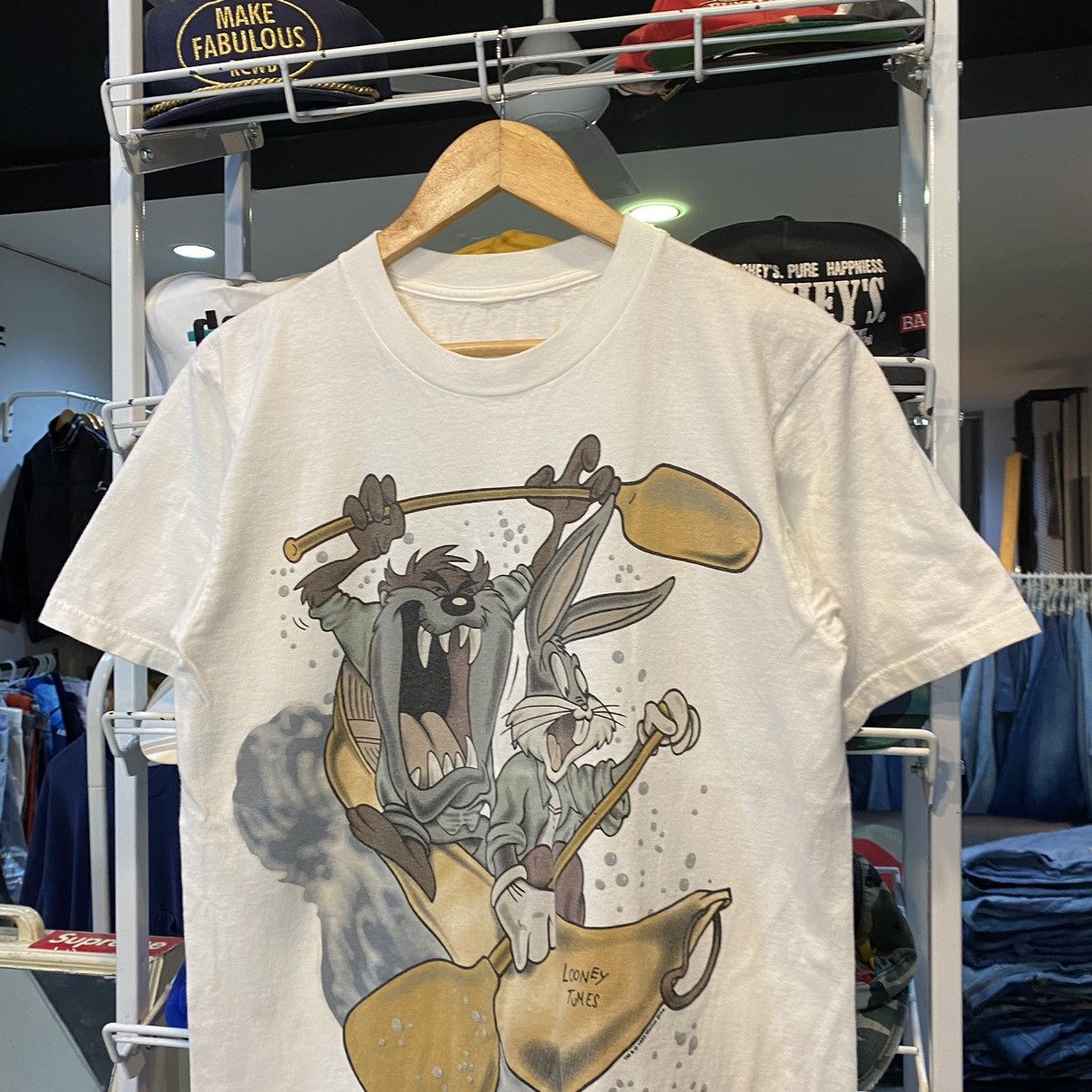 Vintage Vtg 1995 Tazmania Bugs Bunny All Over Print T-Shirt Sz M Size US M / EU 48-50 / 2 - 3 Thumbnail