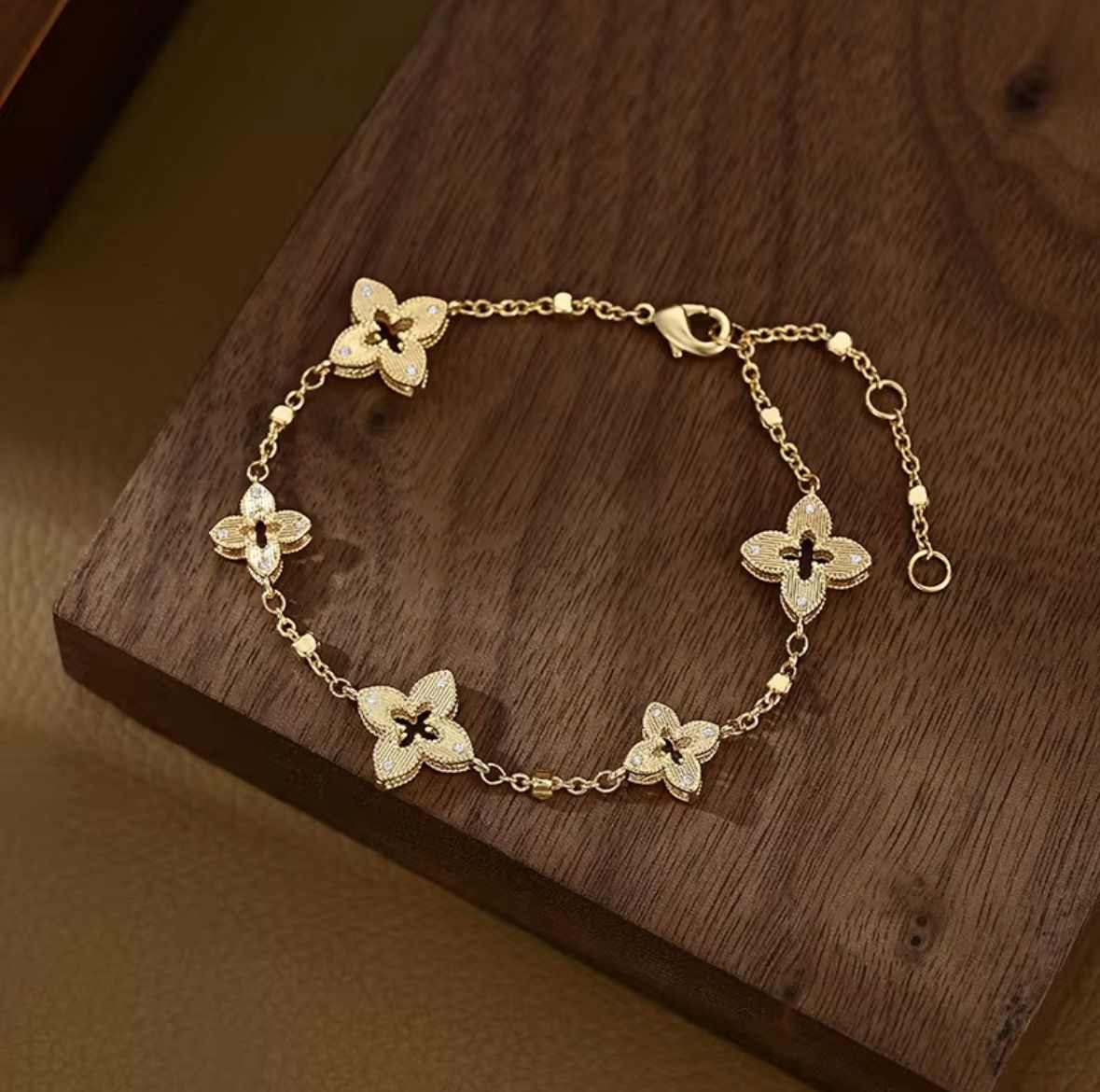 Other Gold clover zircon stone stainless steel bracelet Size ONE SIZE - 1 Thumbnail
