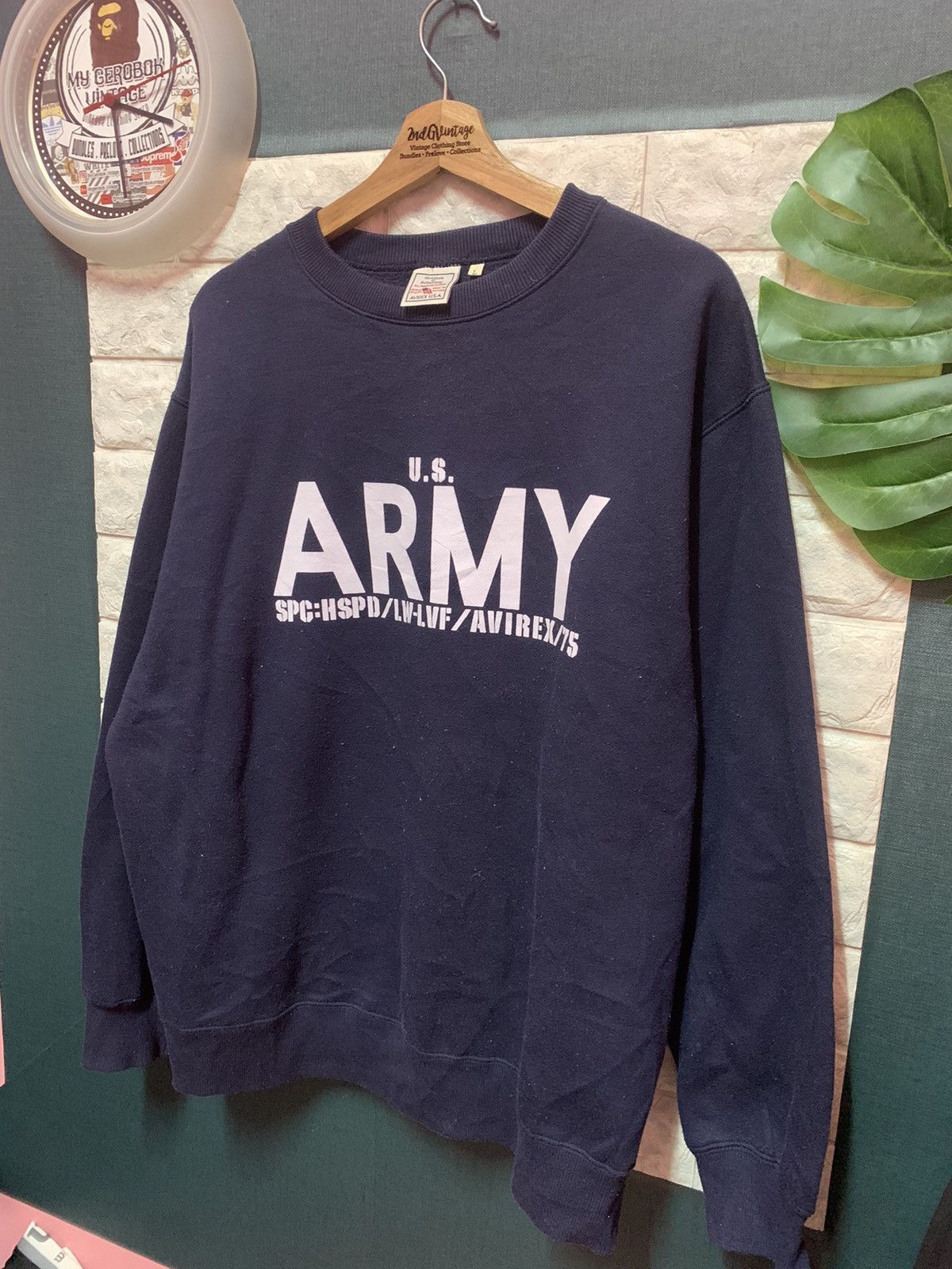 VINTAGE!! Sweatshirt AVIREX Army