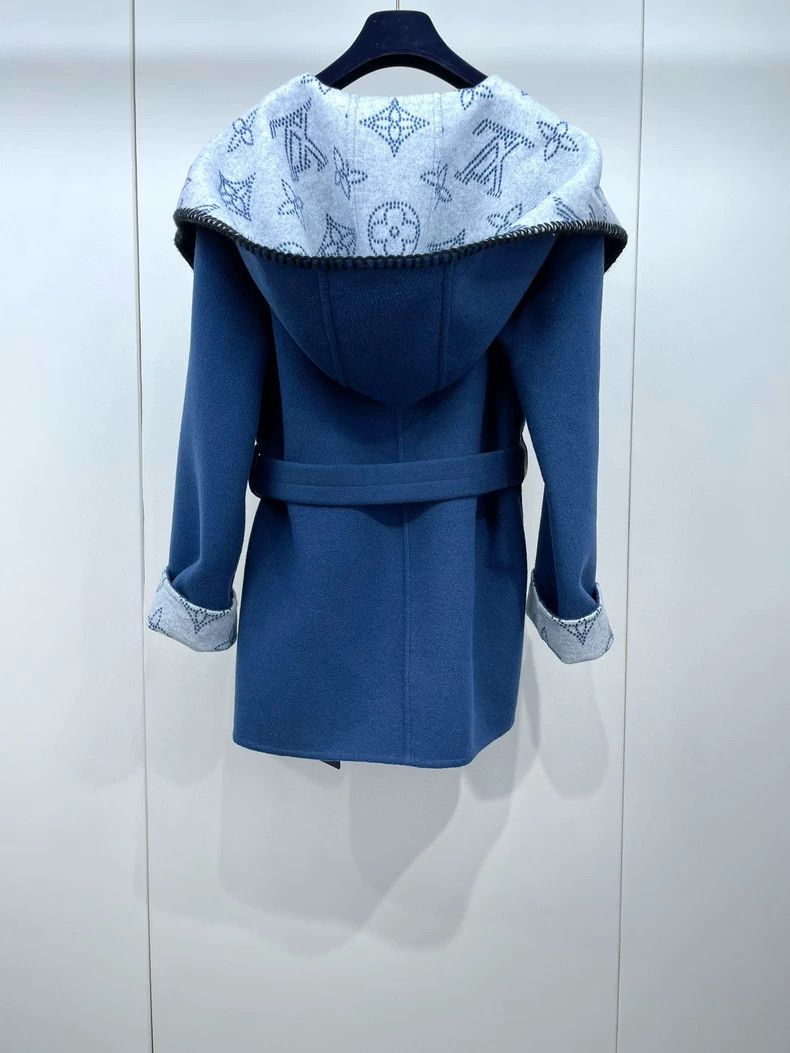 Louis Vuitton LOUIS VUITTON Blue presbyopic reversible bathrobe coat 2504 Size XXS / US 00 / IT 34 - 2 Thumbnail