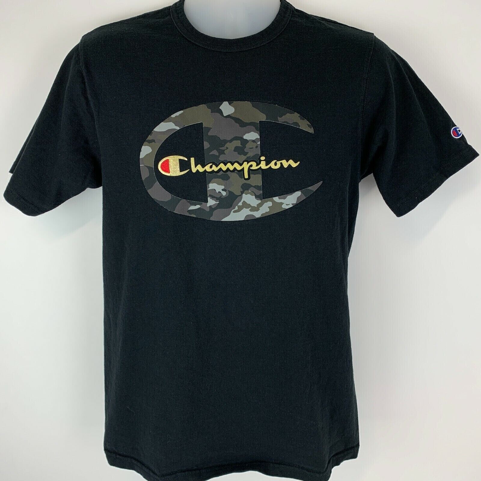 Champion Champion Camouflage T Shirt Big Logo Camo Crewneck Black M Size US M / EU 48-50 / 2 - 2 Thumbnail