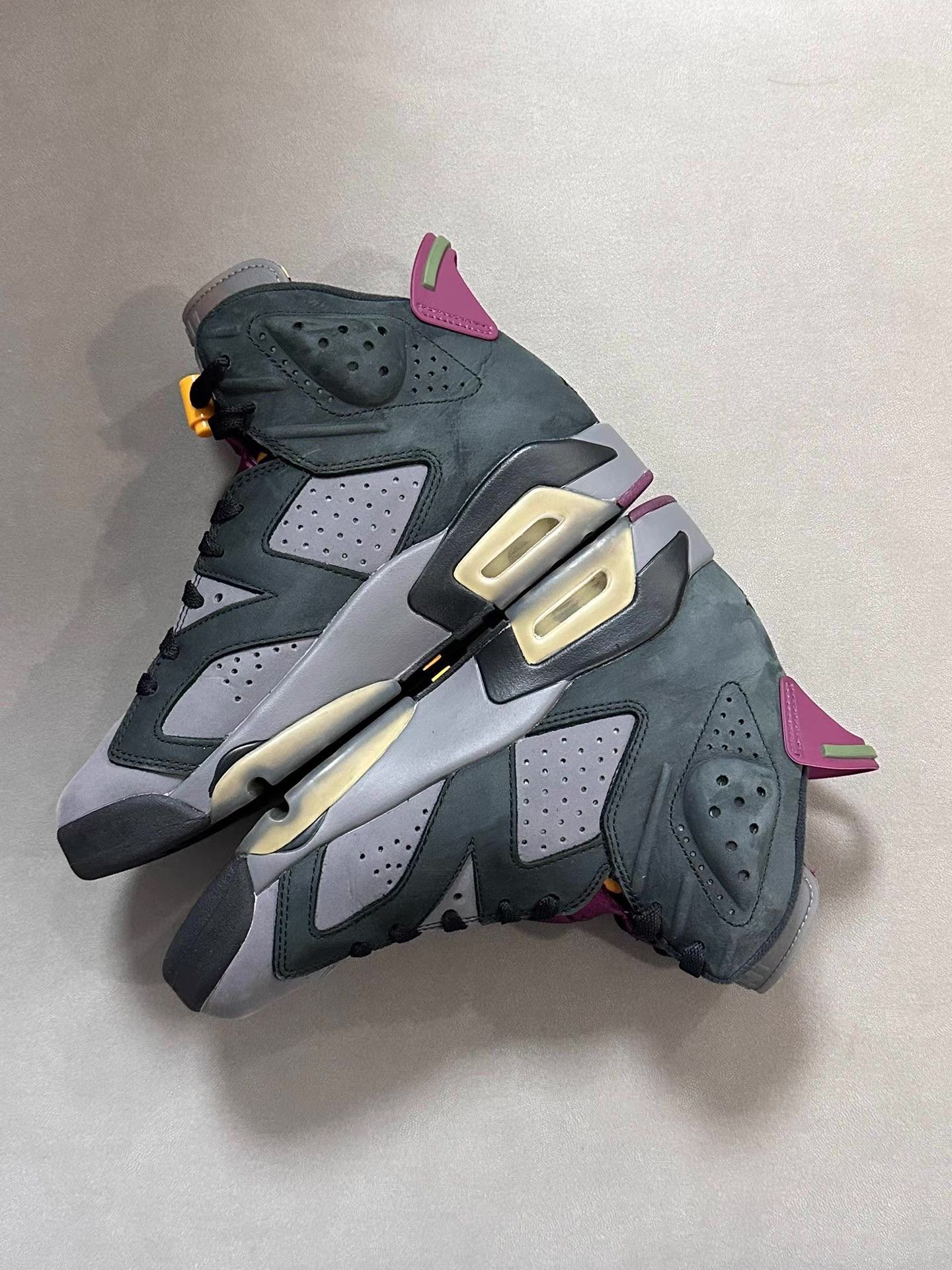 Nike AJ6 Bordeaux Ｑ20 Size US 7 / EU 40 - 5 Thumbnail