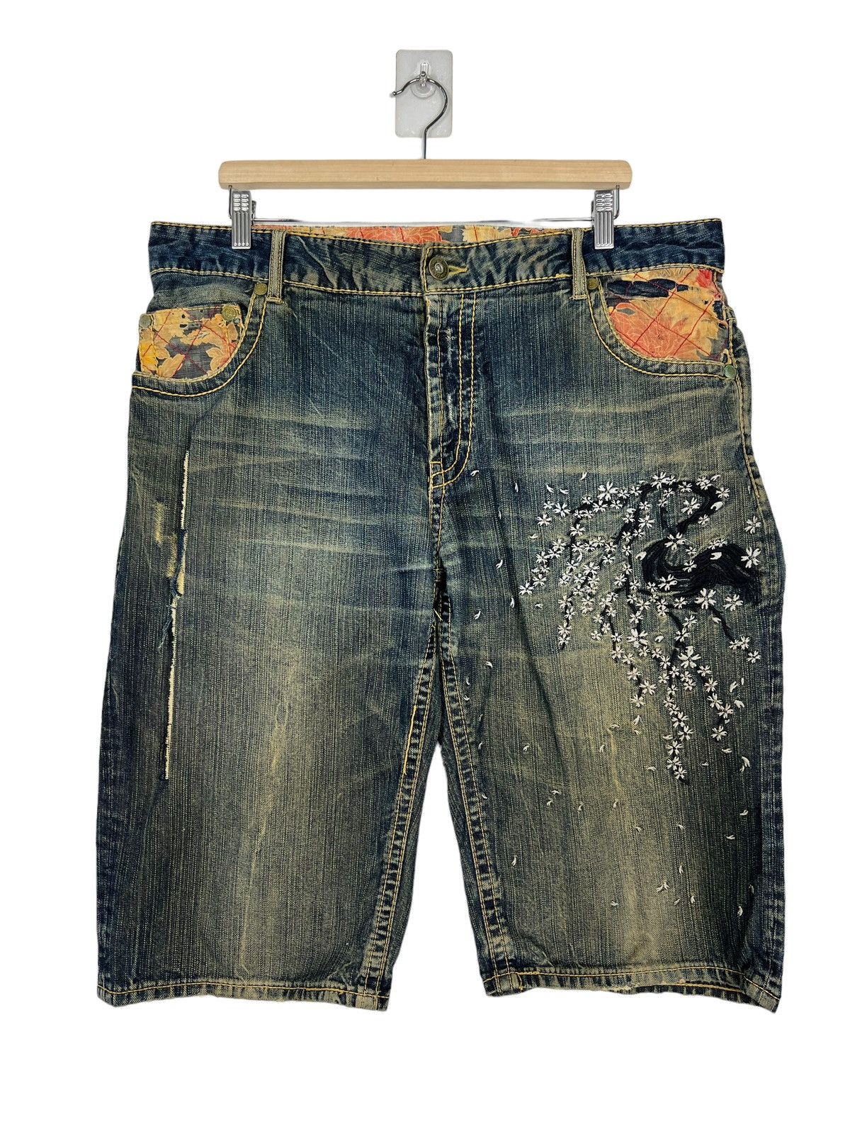 Japanese Brand 🔥 KARAKURI EMBROIDERY SHORT PANTS Size US 38 / EU 54 - 1 Thumbnail