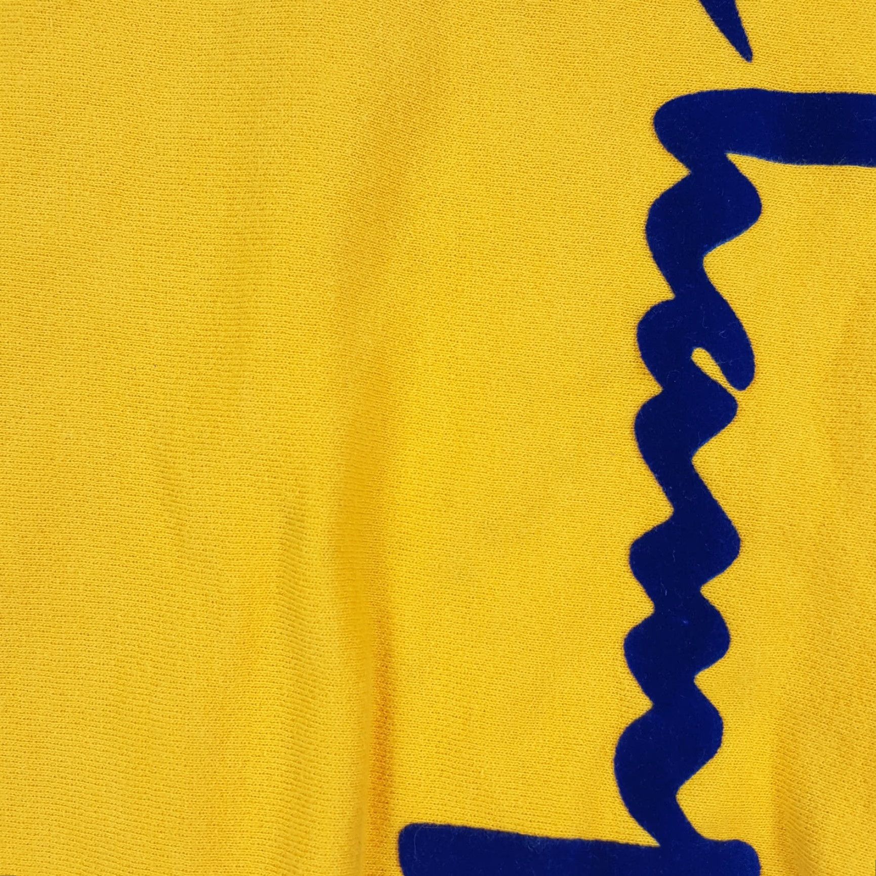 Champion VINTAGE Champion Reverse Weave Yellow Men's M Spell Out Crewneck Retro Sweatshirt Size US M / EU 48-50 / 2 - 4 Thumbnail