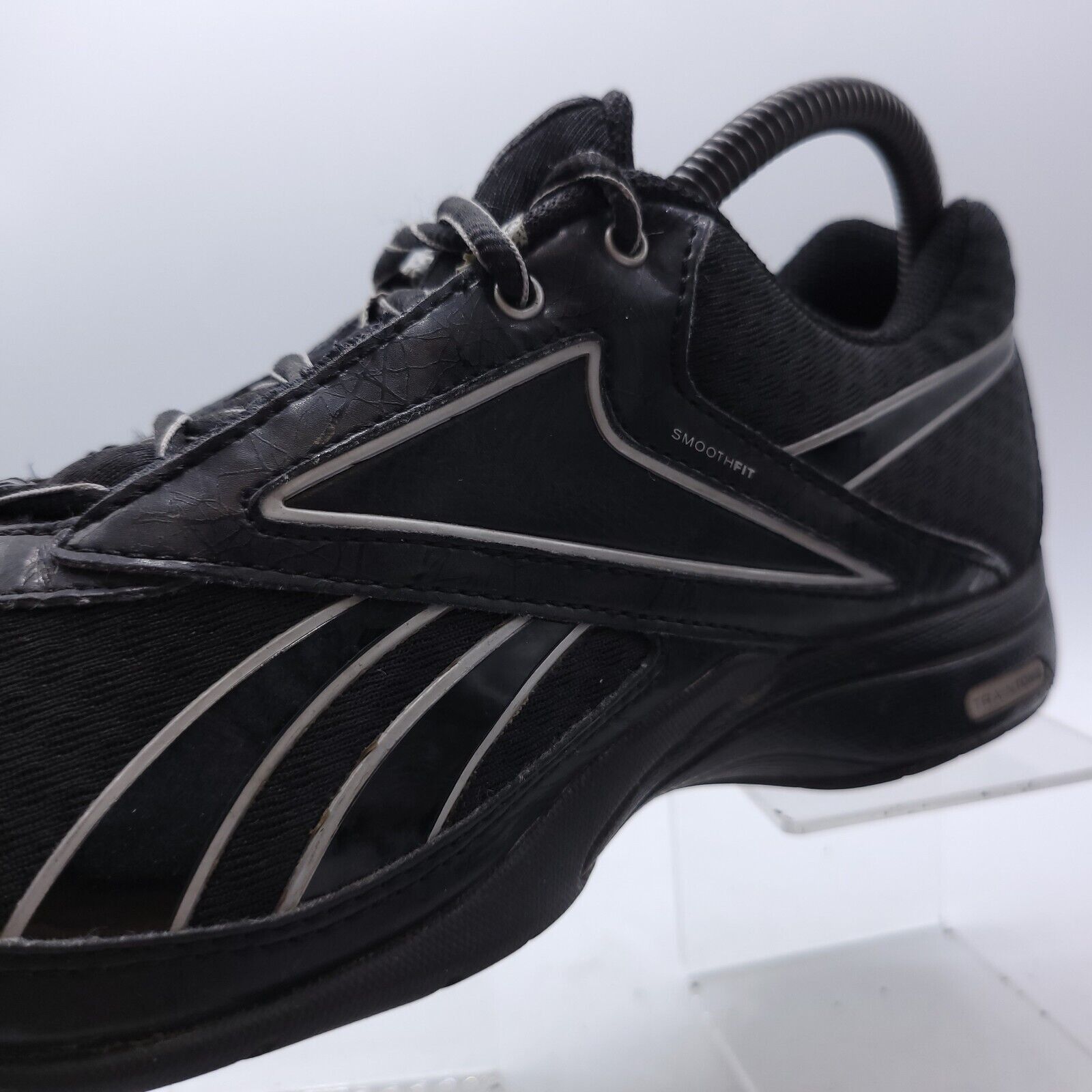 Reebok Reebok Traintone Smoothfit Shoe Womens Size 8.5 J21477 Black Size US 8.5 / IT 38.5 - 8 Thumbnail